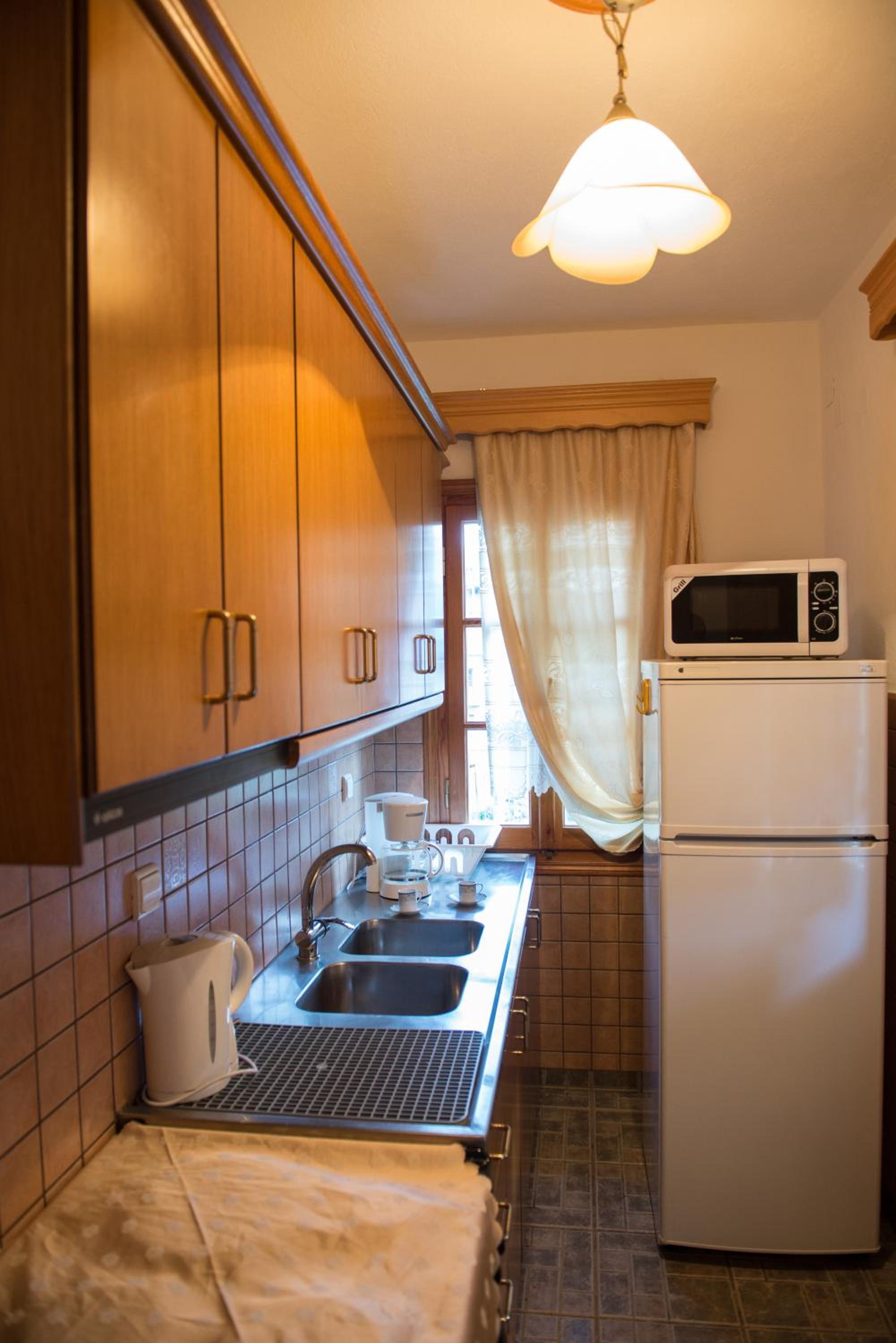 Apartment with Mountain View and Fireplace - Photo 21