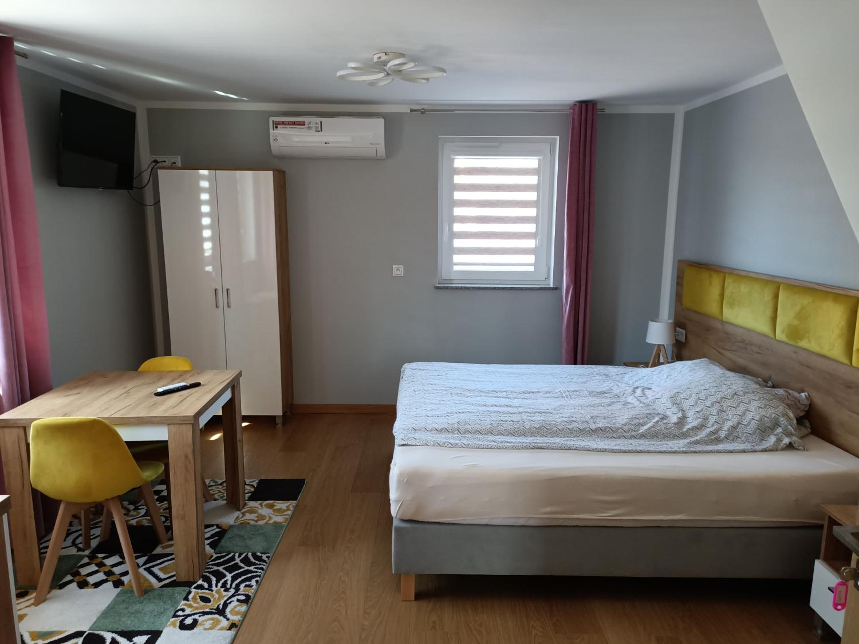 Superior Double or Twin Room photo 2