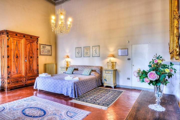 Two-Bedroom House photo 3