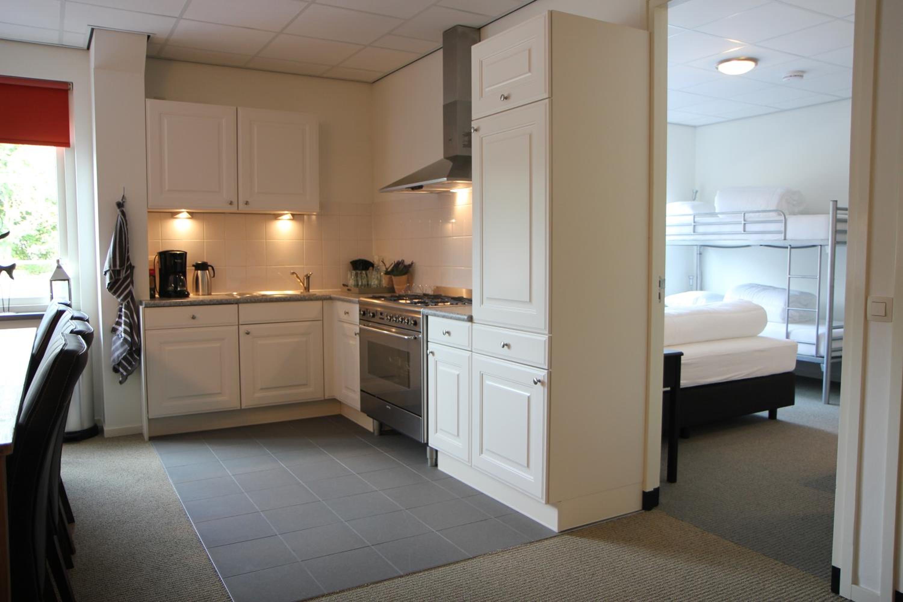 Apartment - Ground Floor photo 2