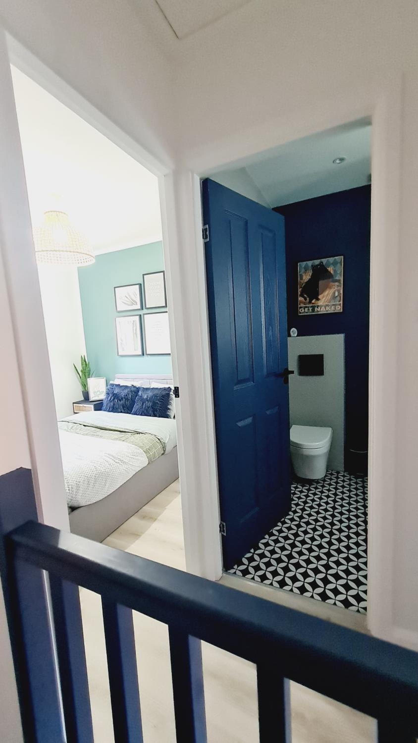 Two-Bedroom House - Photo 22