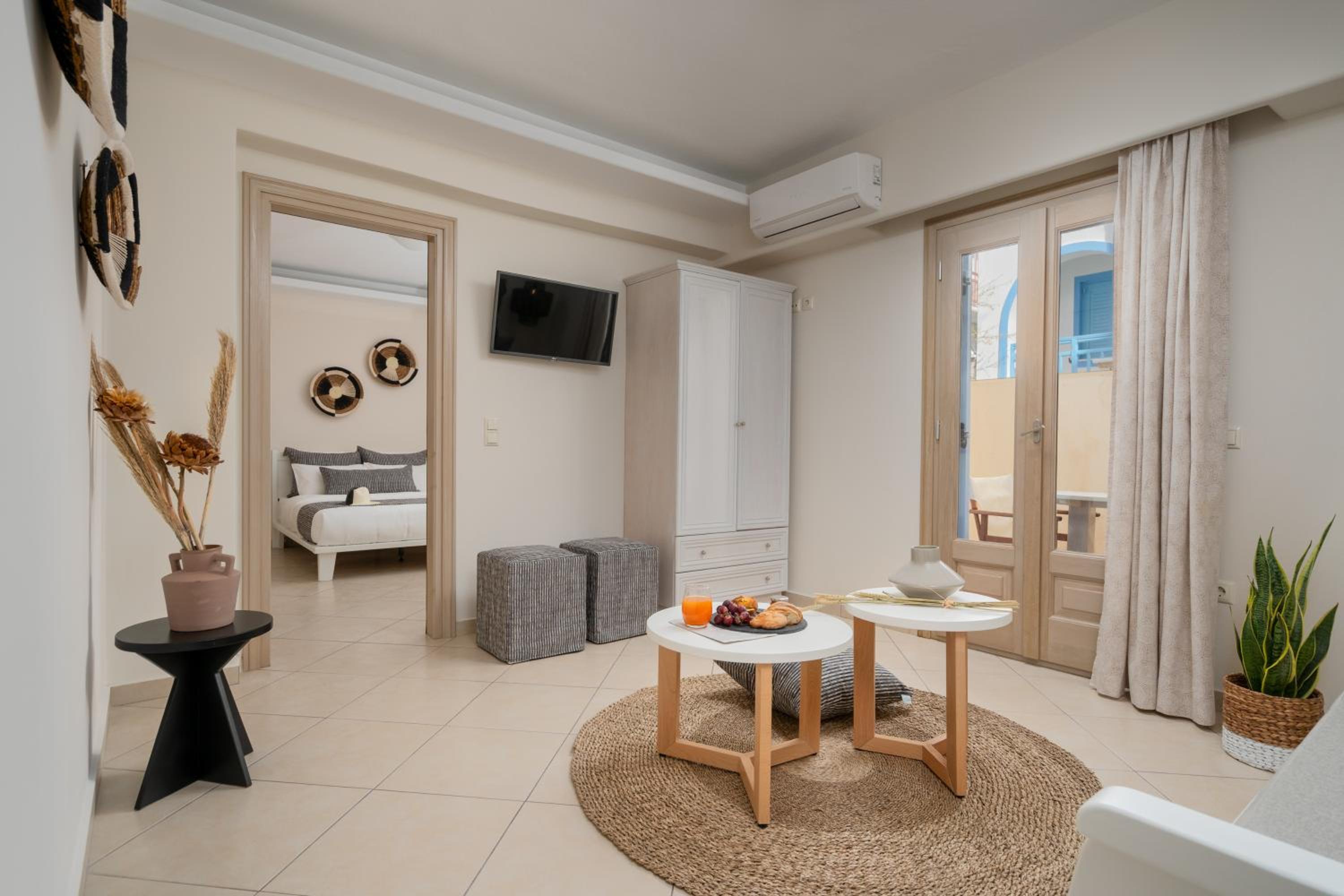  Semi-Basement One-Bedroom Apartment with Balcony