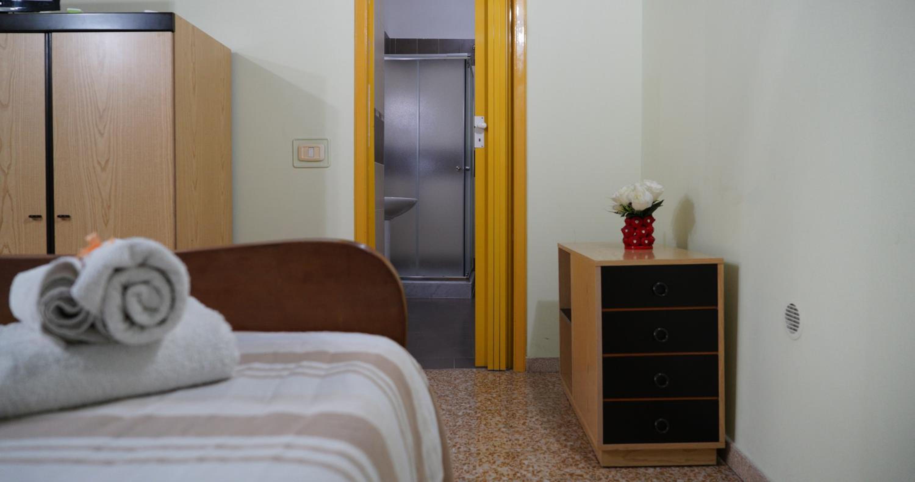 Double Room with Private Bathroom photo 3