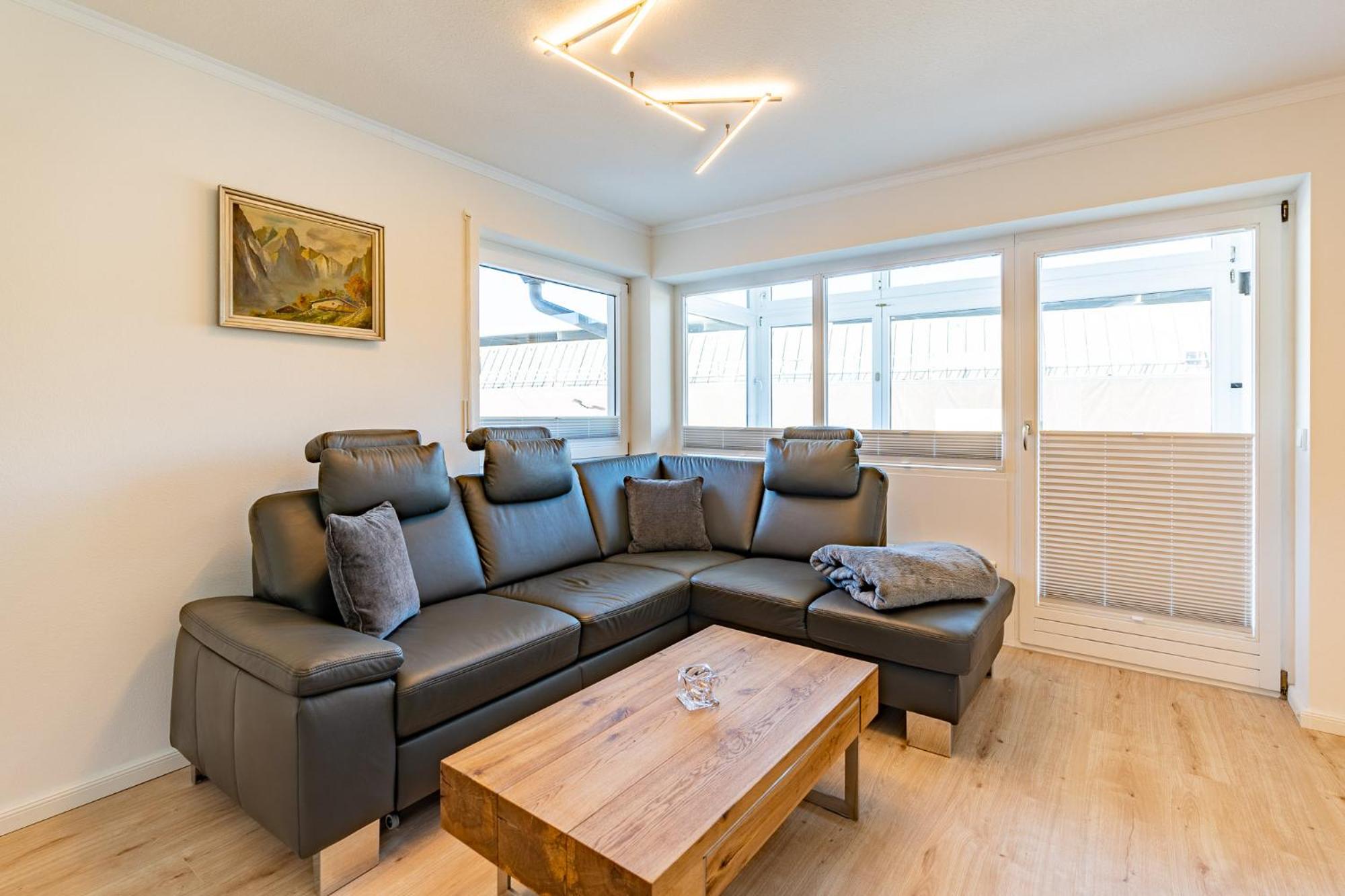 Apartment photo 2