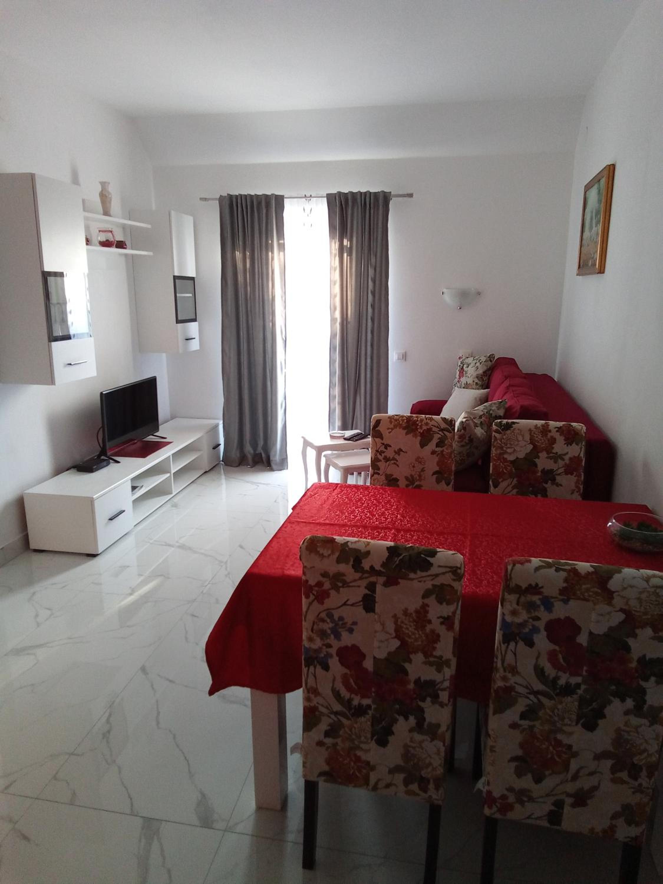 Apartment with Balcony photo 1