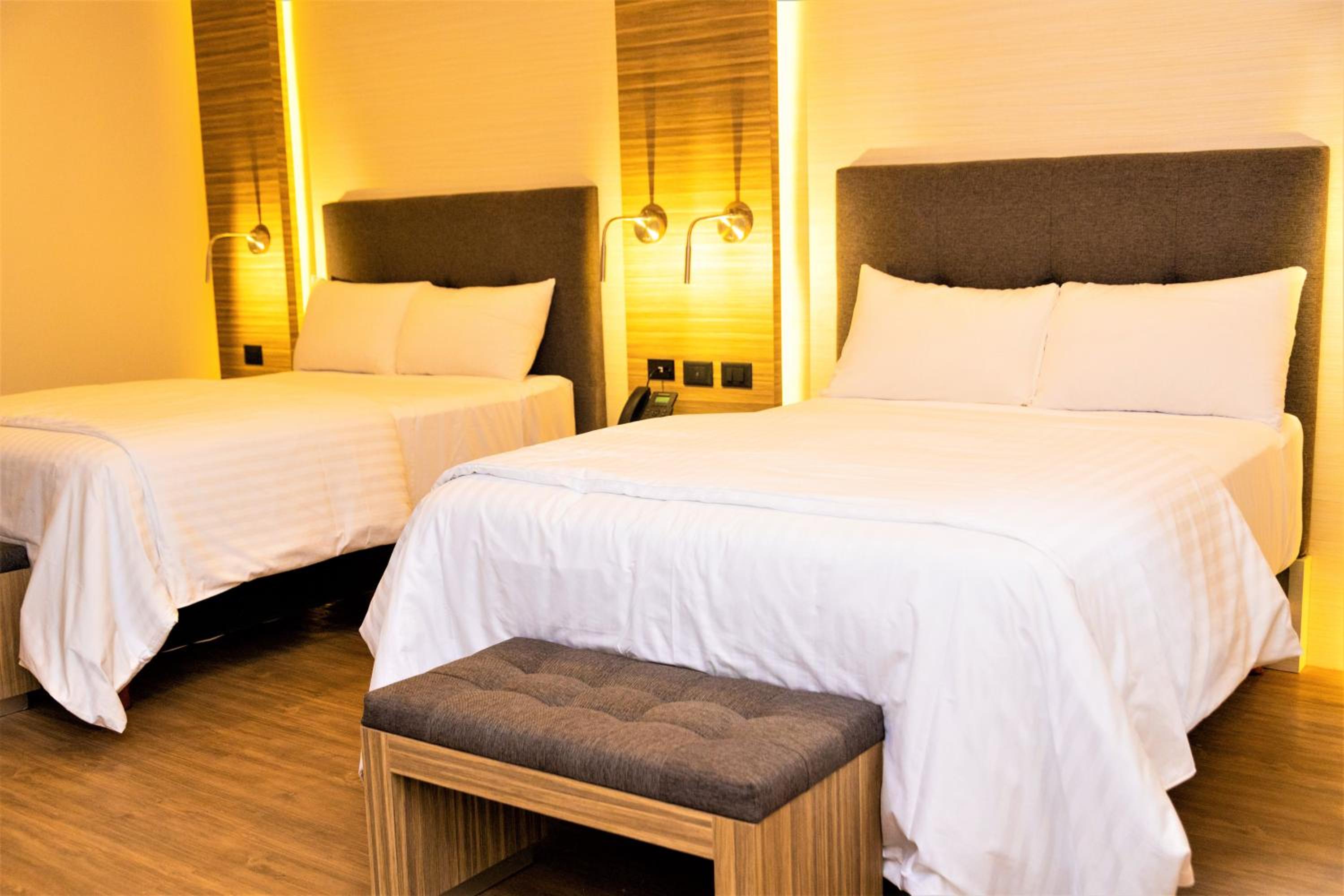 Standard Double Room with Two Double Beds - Photo 5