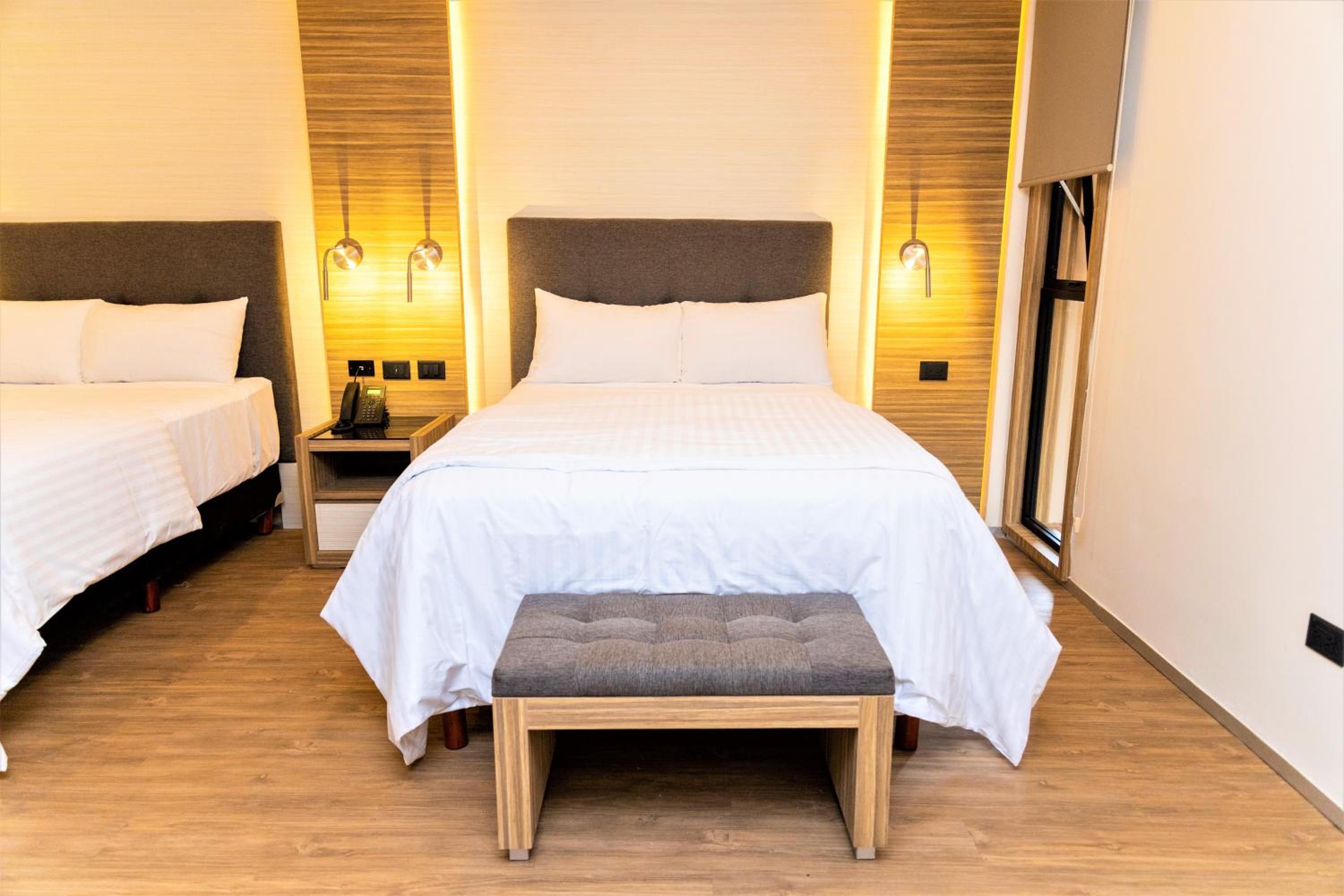 Standard Double Room with Two Double Beds - Photo 11