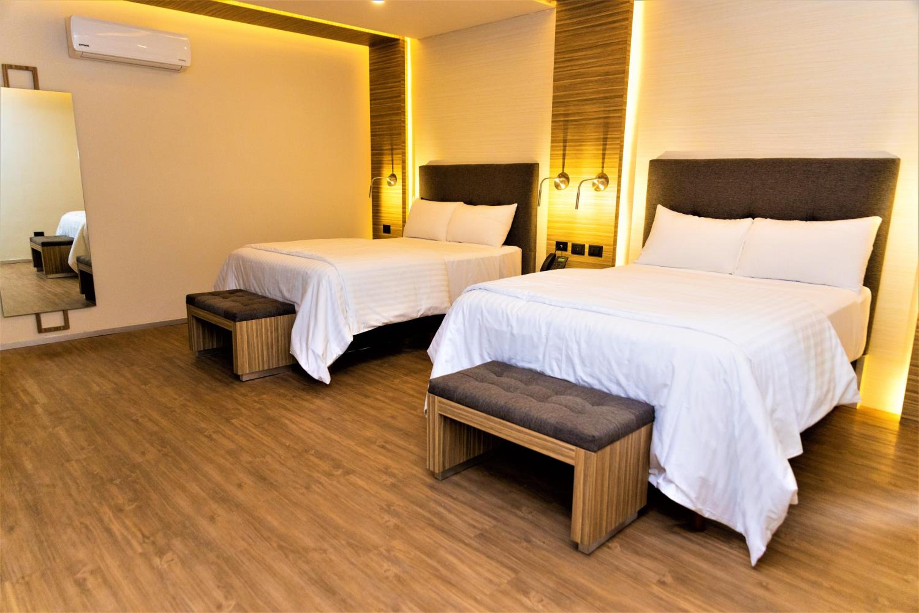 Standard Double Room with Two Double Beds - Photo 8