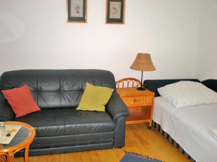 Single Room photo 2