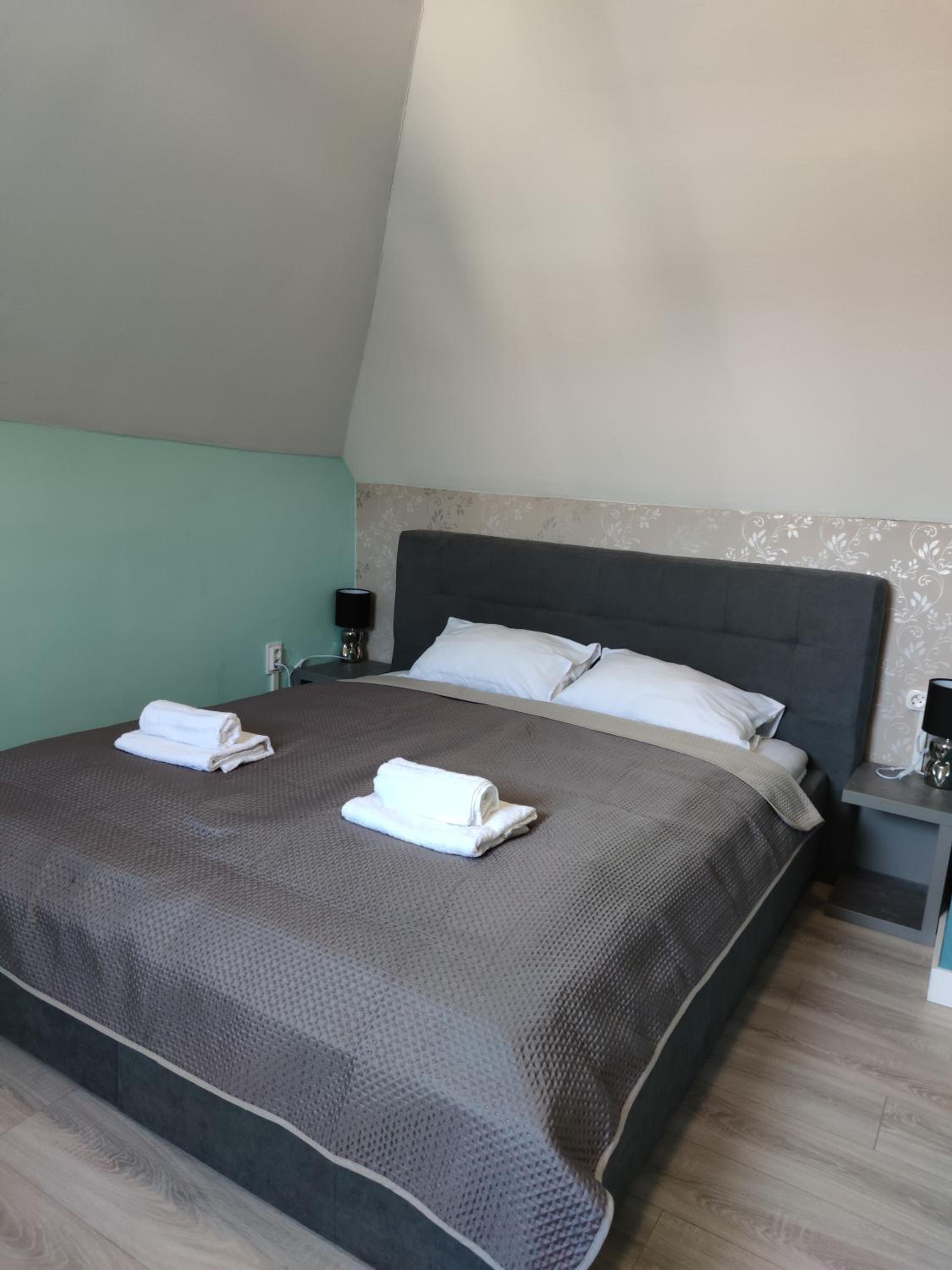 Standard Queen Room - Photo 3