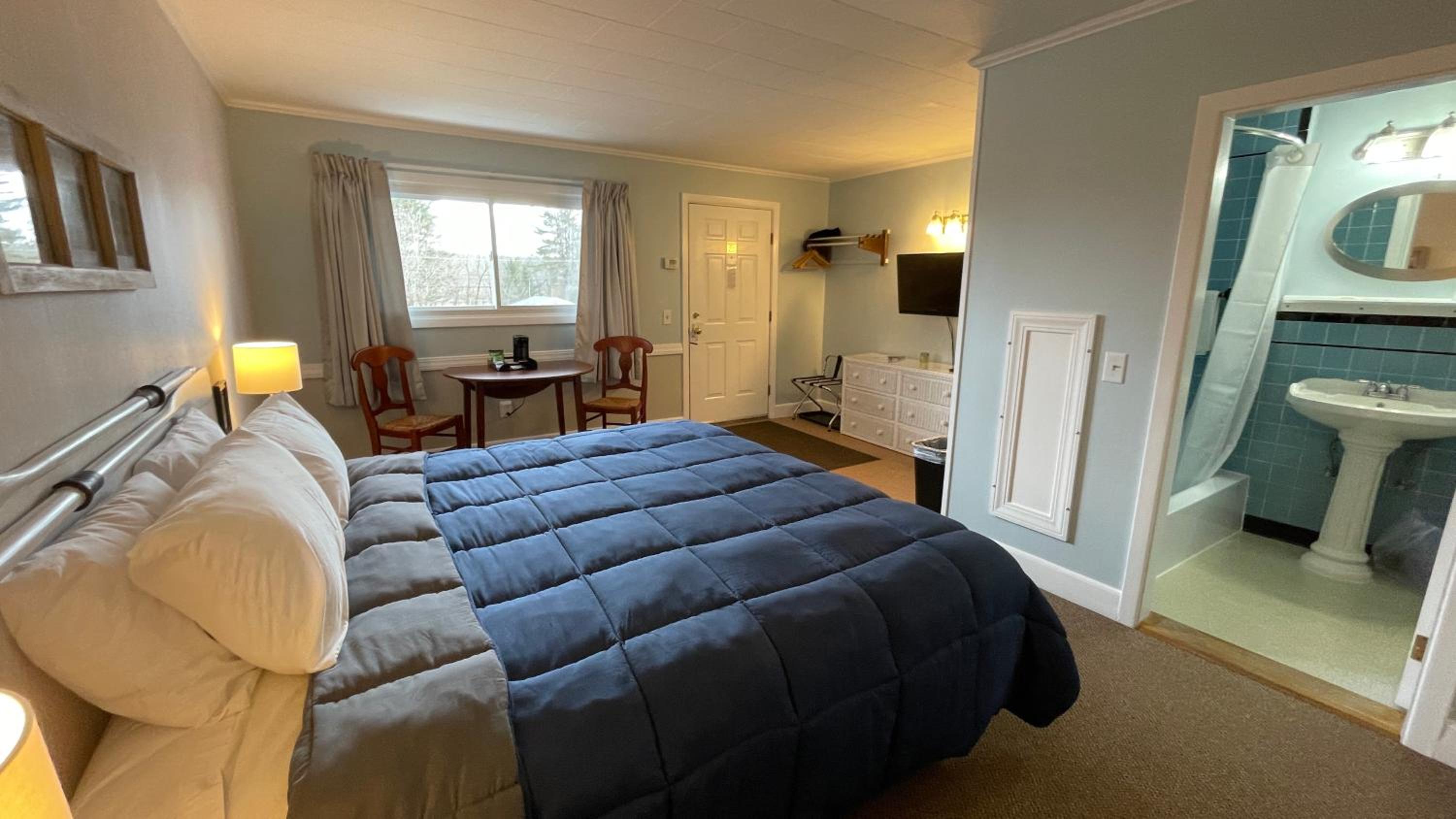 King Room - No Pets Allowed photo 1