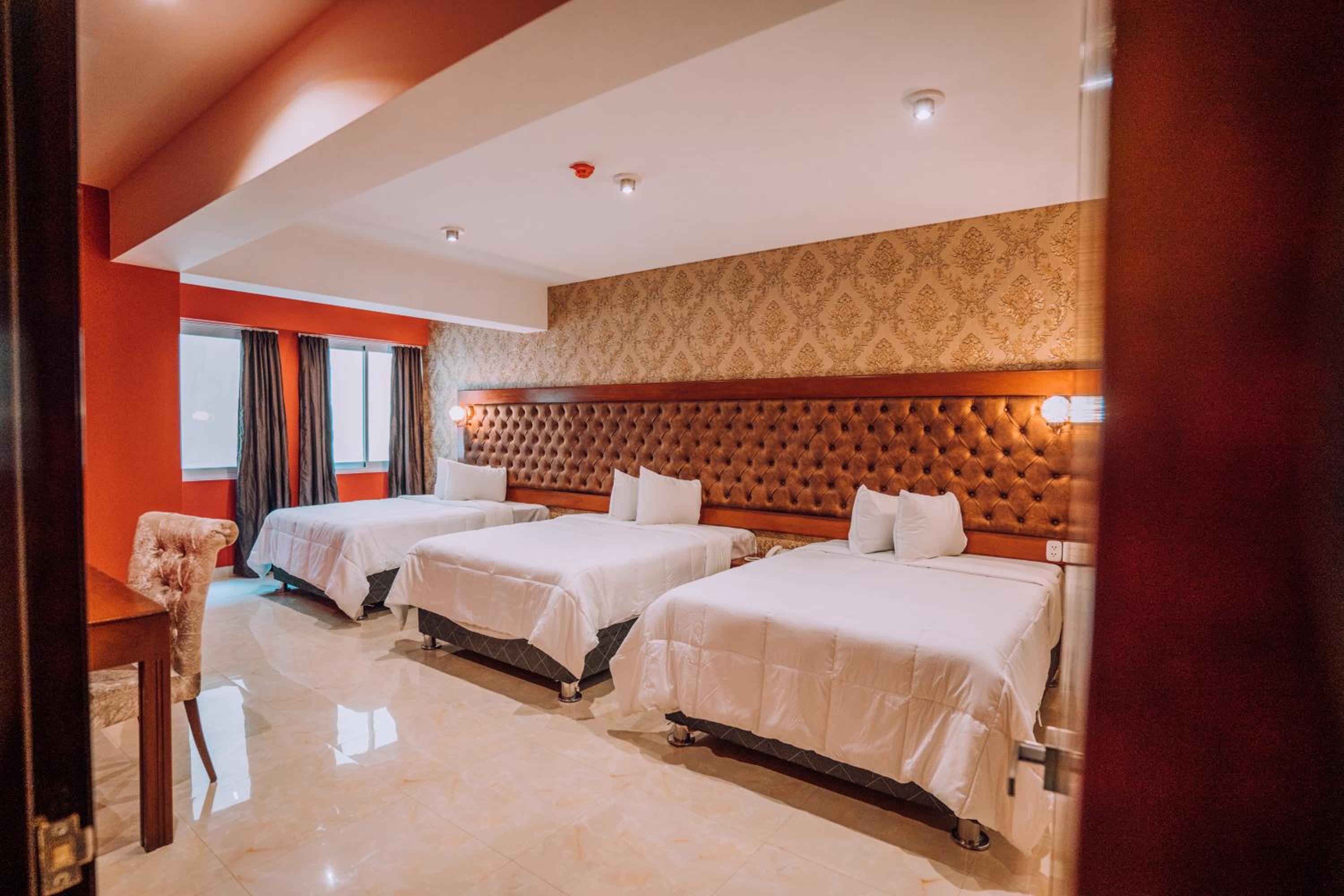 Triple Room