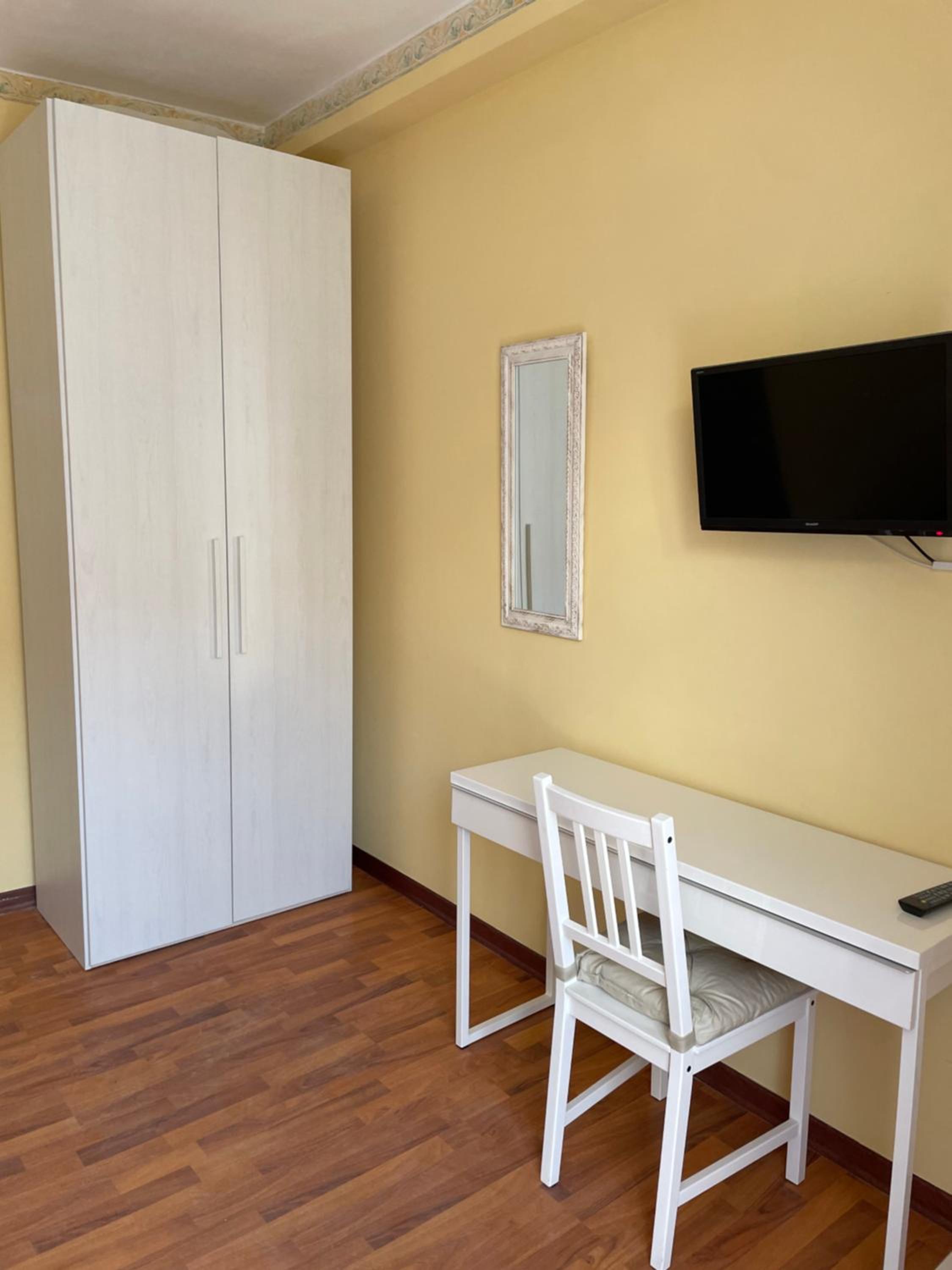 Triple Room with Private Bathroom photo 2