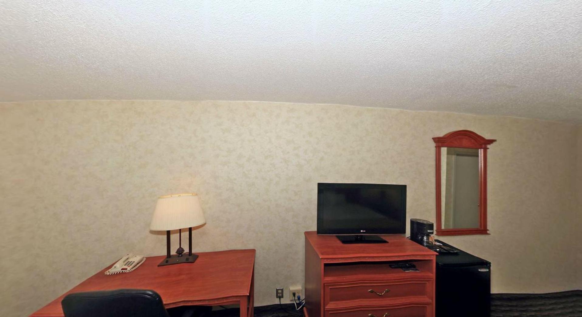 Double Room with Two Double Beds - Non-Smoking - Photo 3