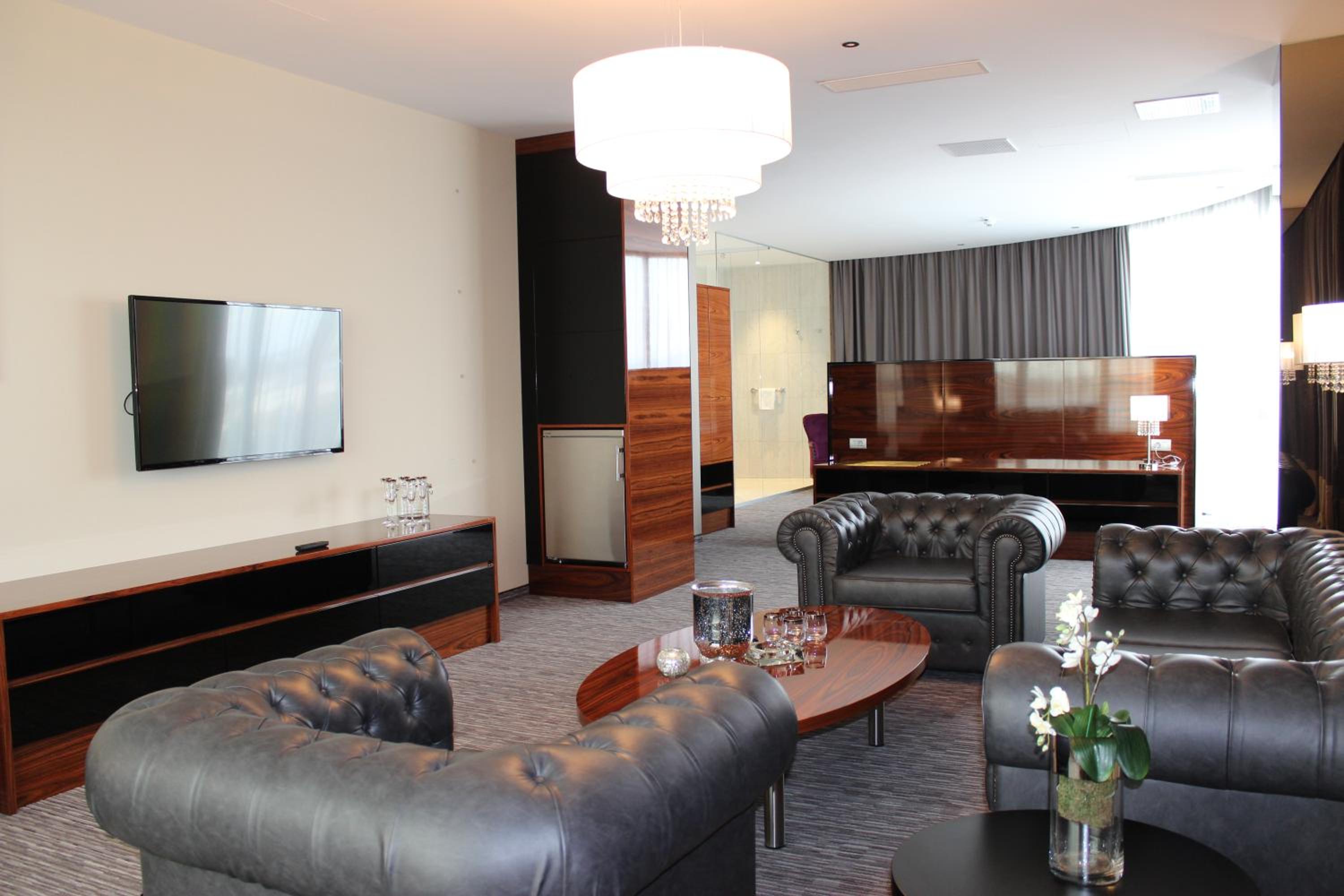 Deluxe Suite with Terrace photo 1