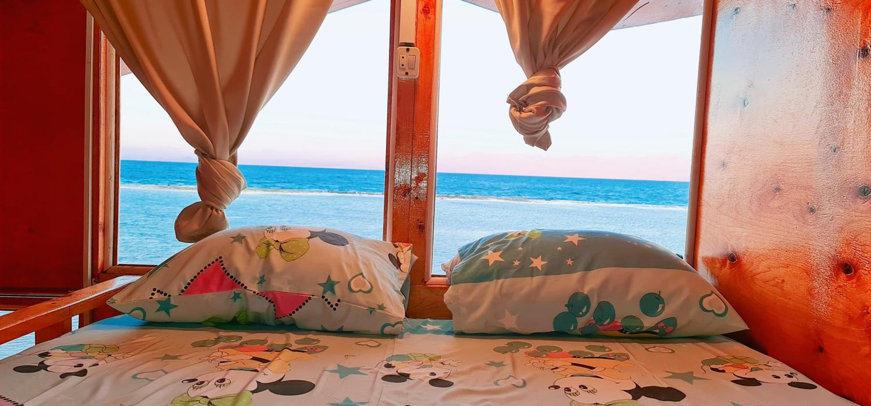 Deluxe Bungalow with Sea View - Photo 40