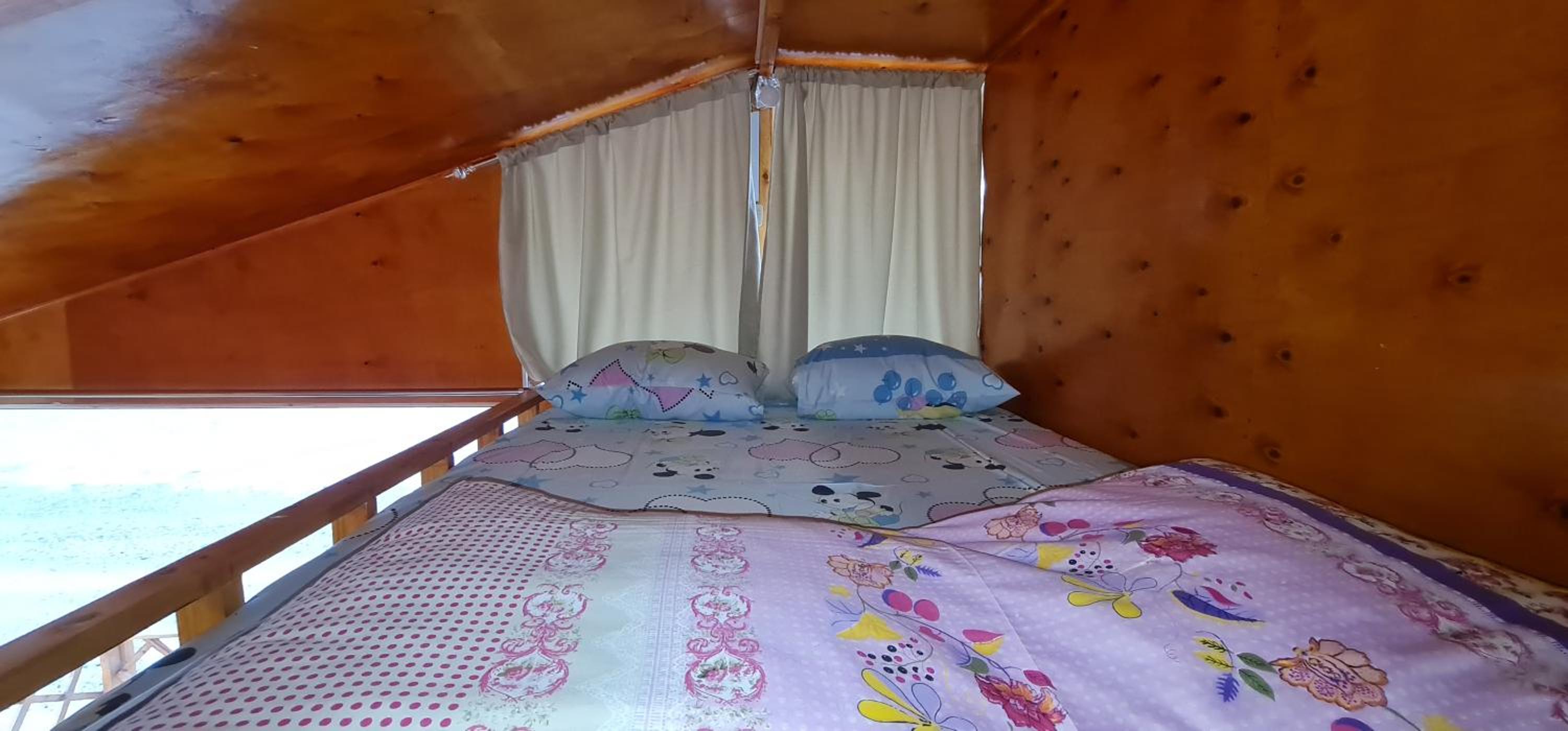 Deluxe Bungalow with Sea View - Photo 3