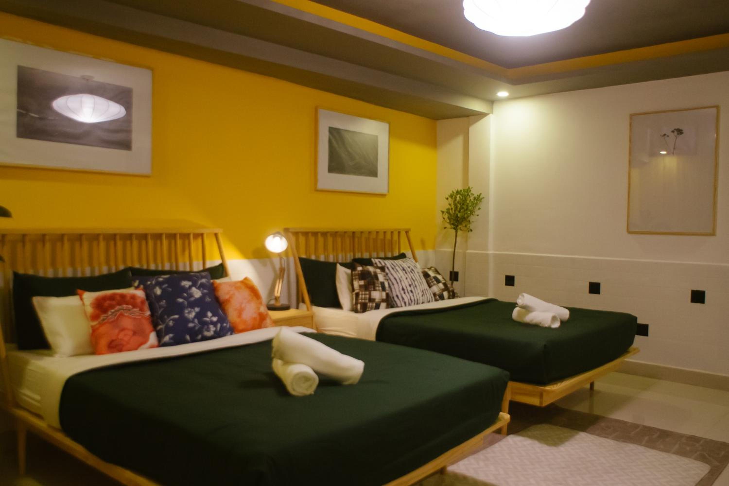 Deluxe Quadruple Room - Photo 10