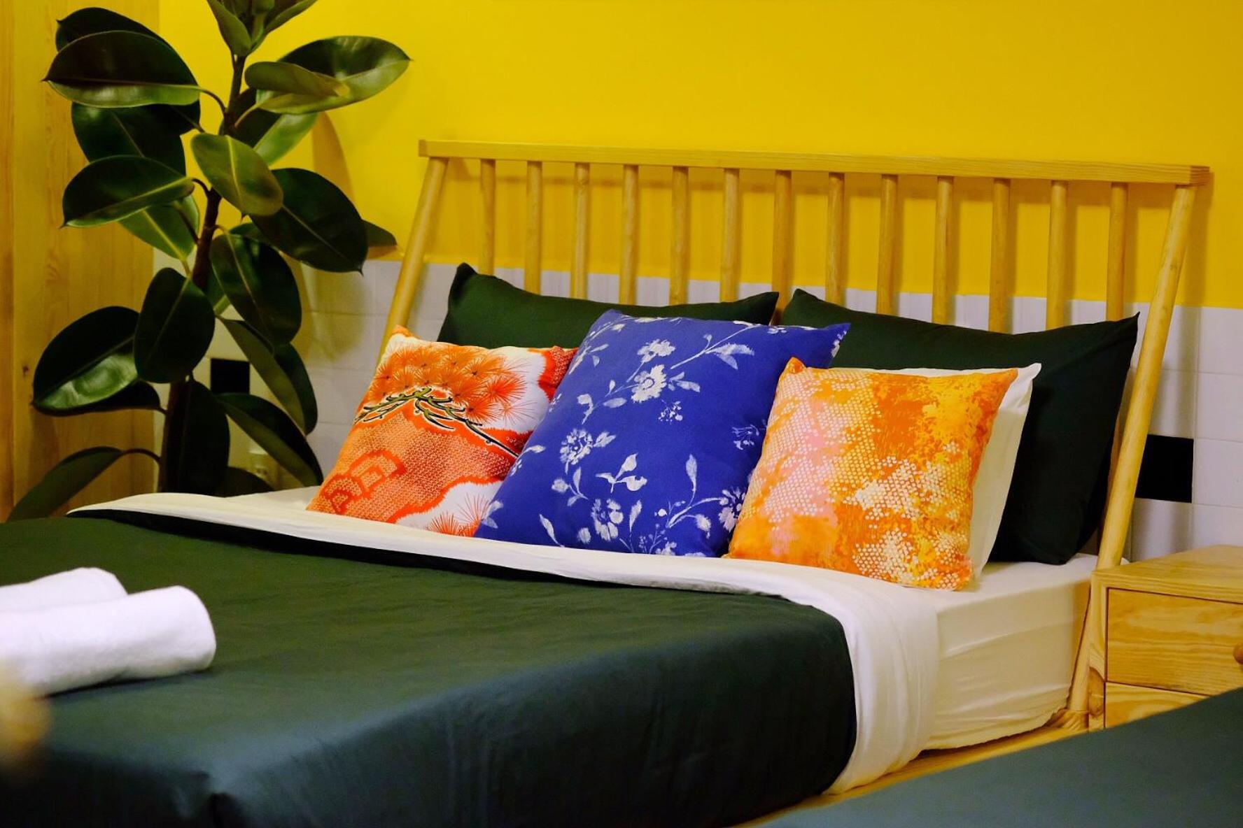 Twin Room with Private Bathroom - Photo 1