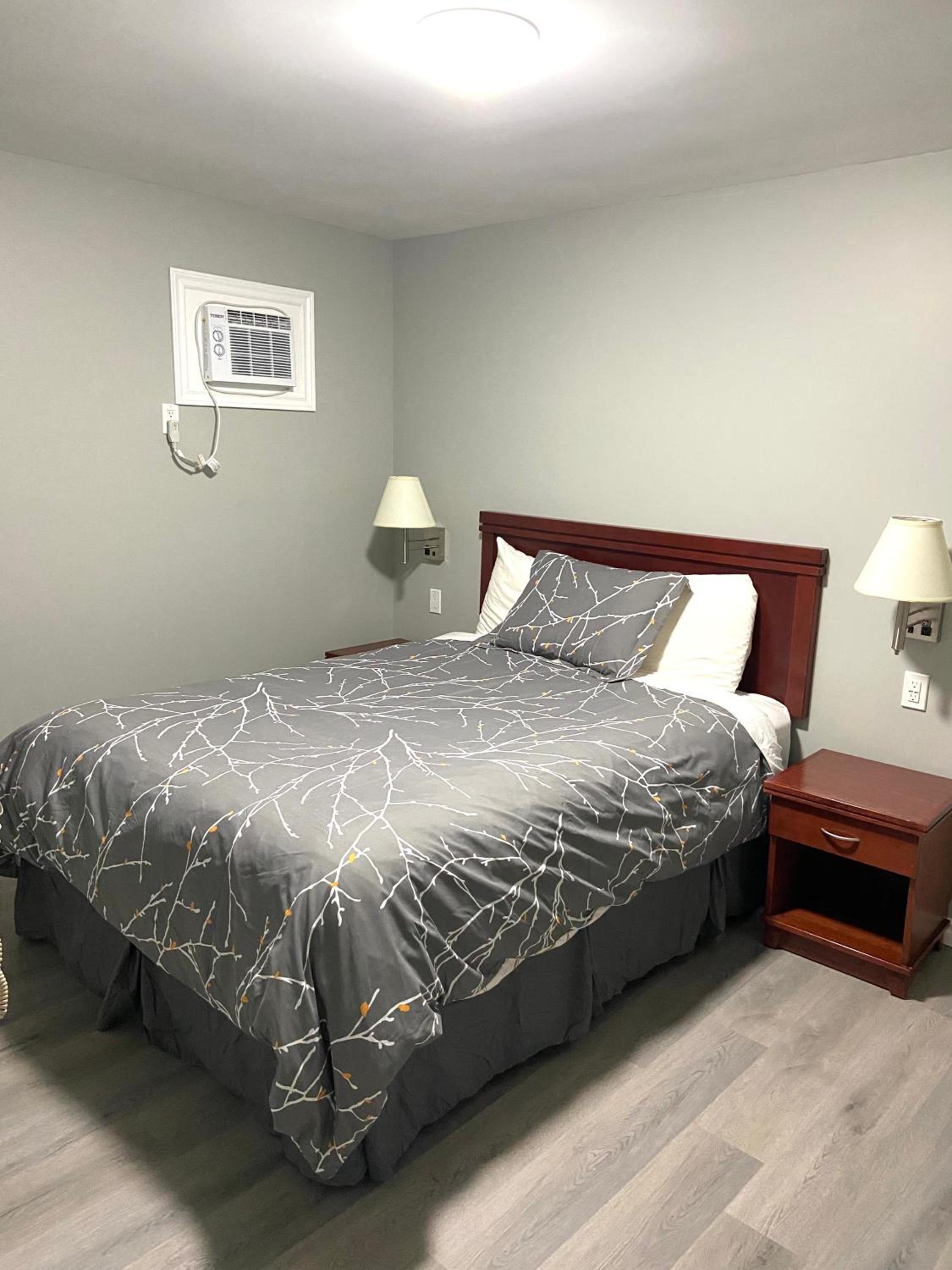 Standard Queen Room - Photo 3