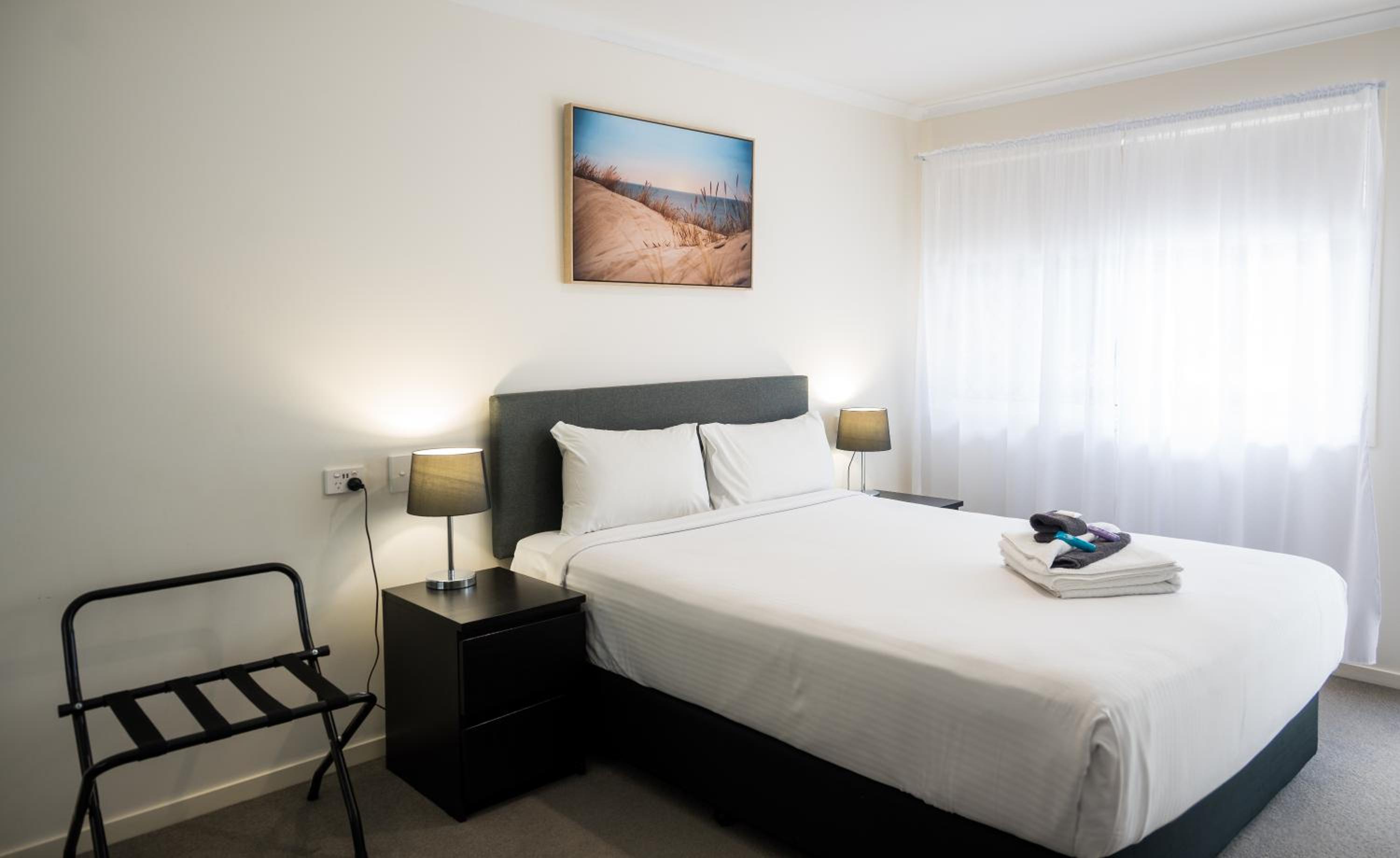 Deluxe Queen Room - Photo 1