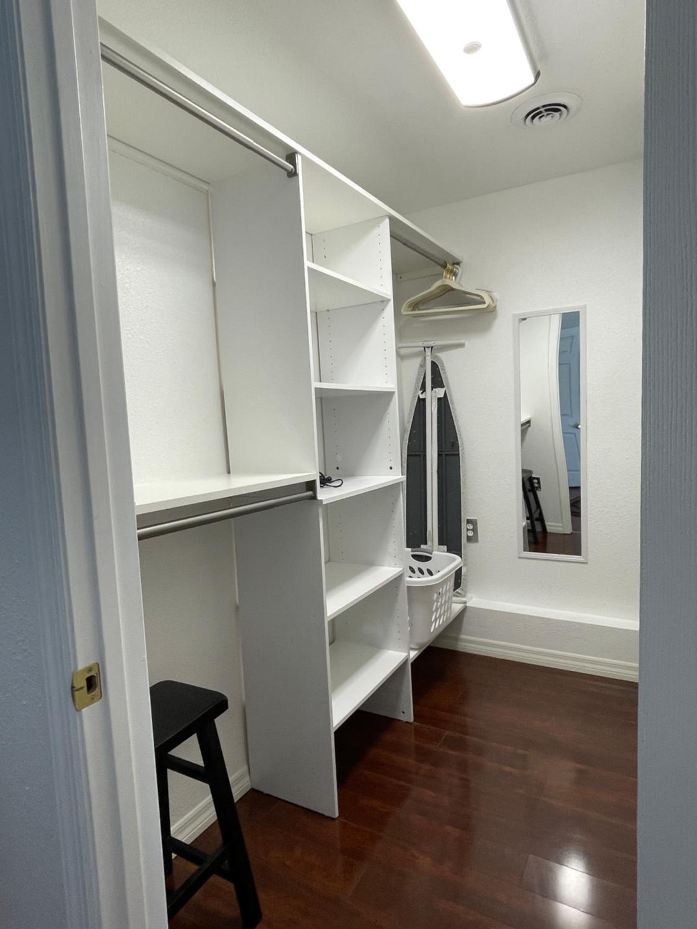 Two-Bedroom Apartment - Photo 33