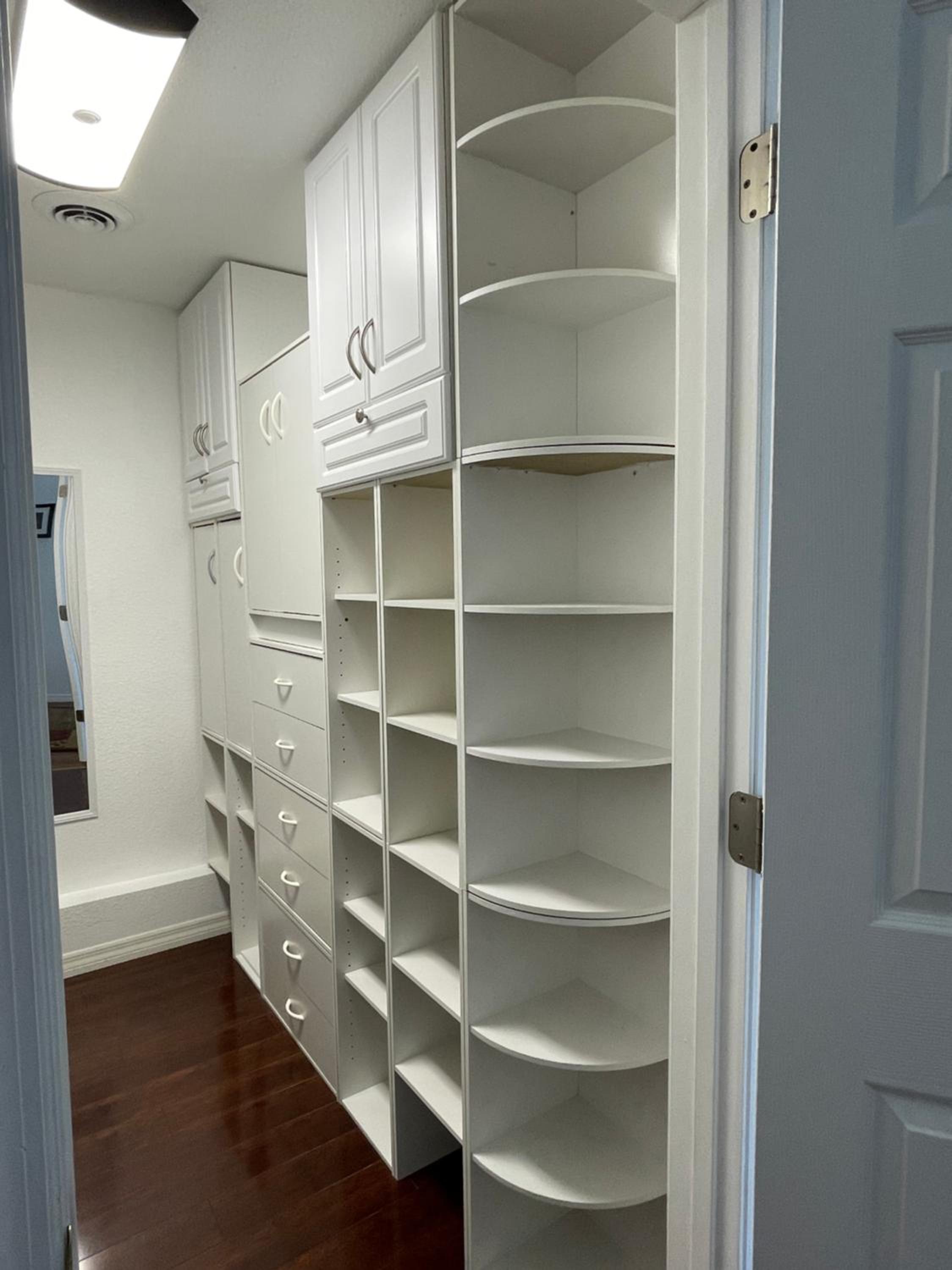 Two-Bedroom Apartment - Photo 4