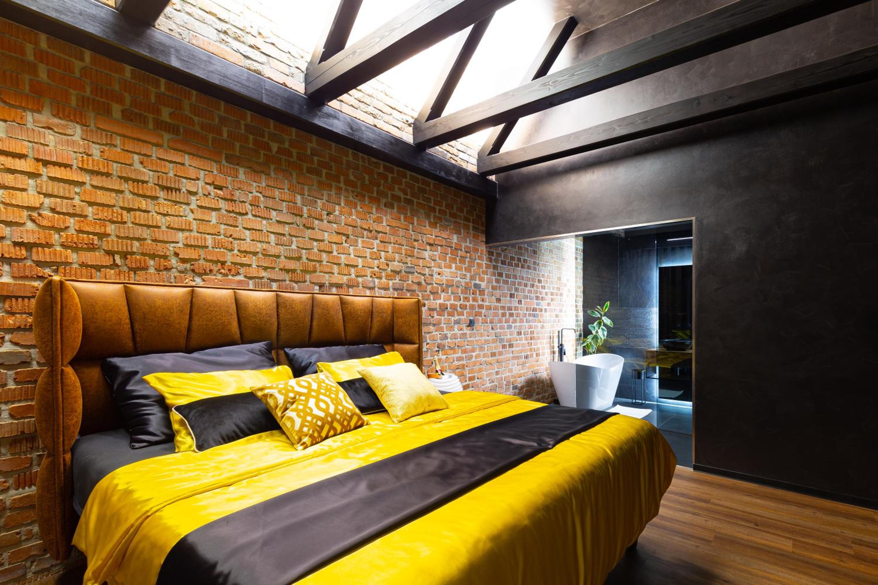 Superior Suite - Photo 1