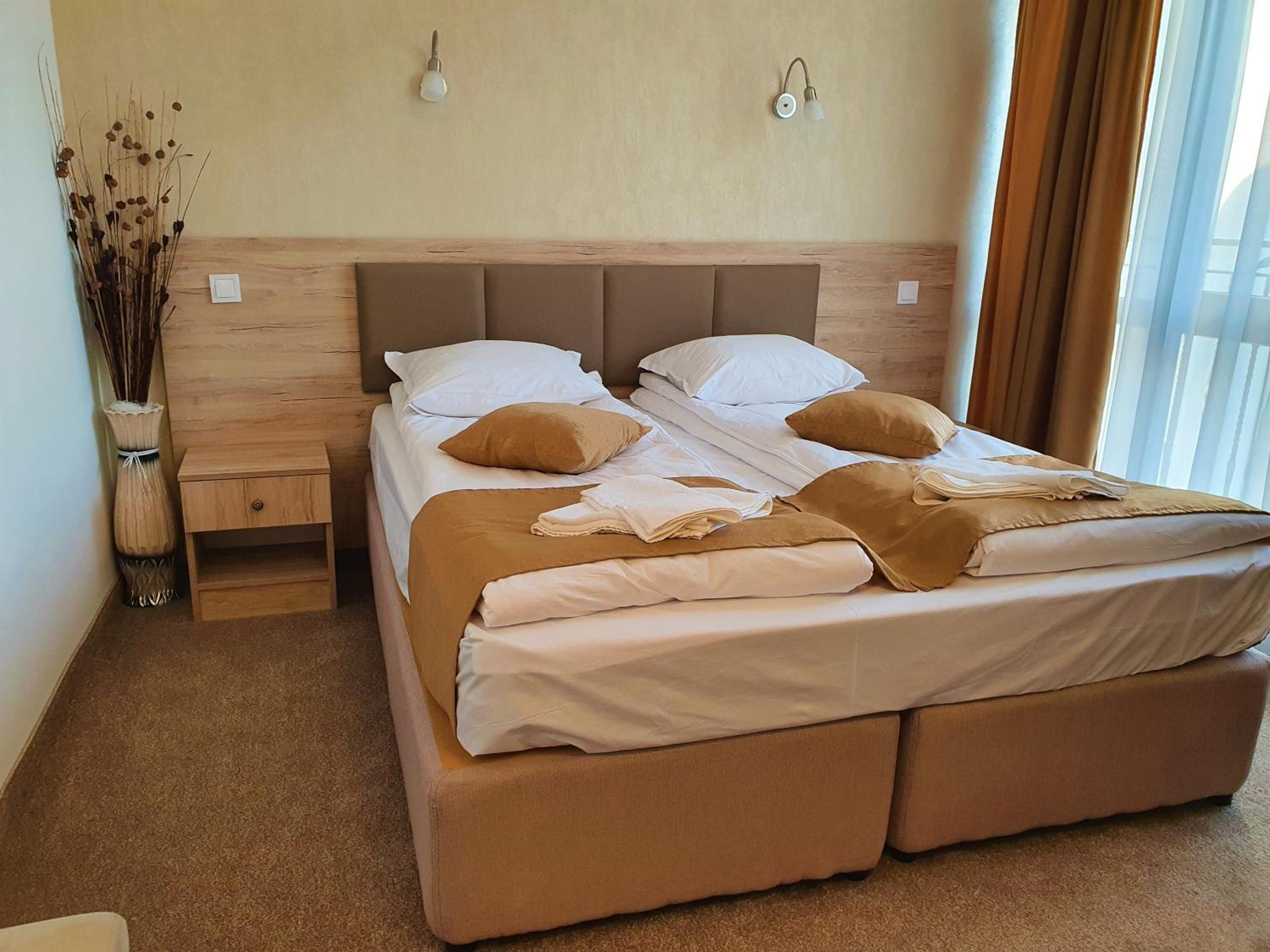 Standard Double Room photo 2