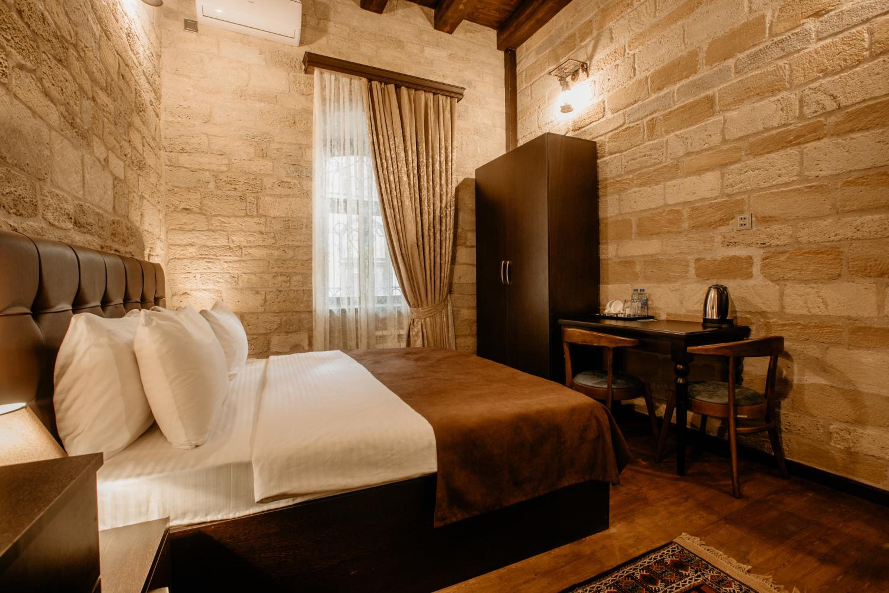 Deluxe Double Room photo 2