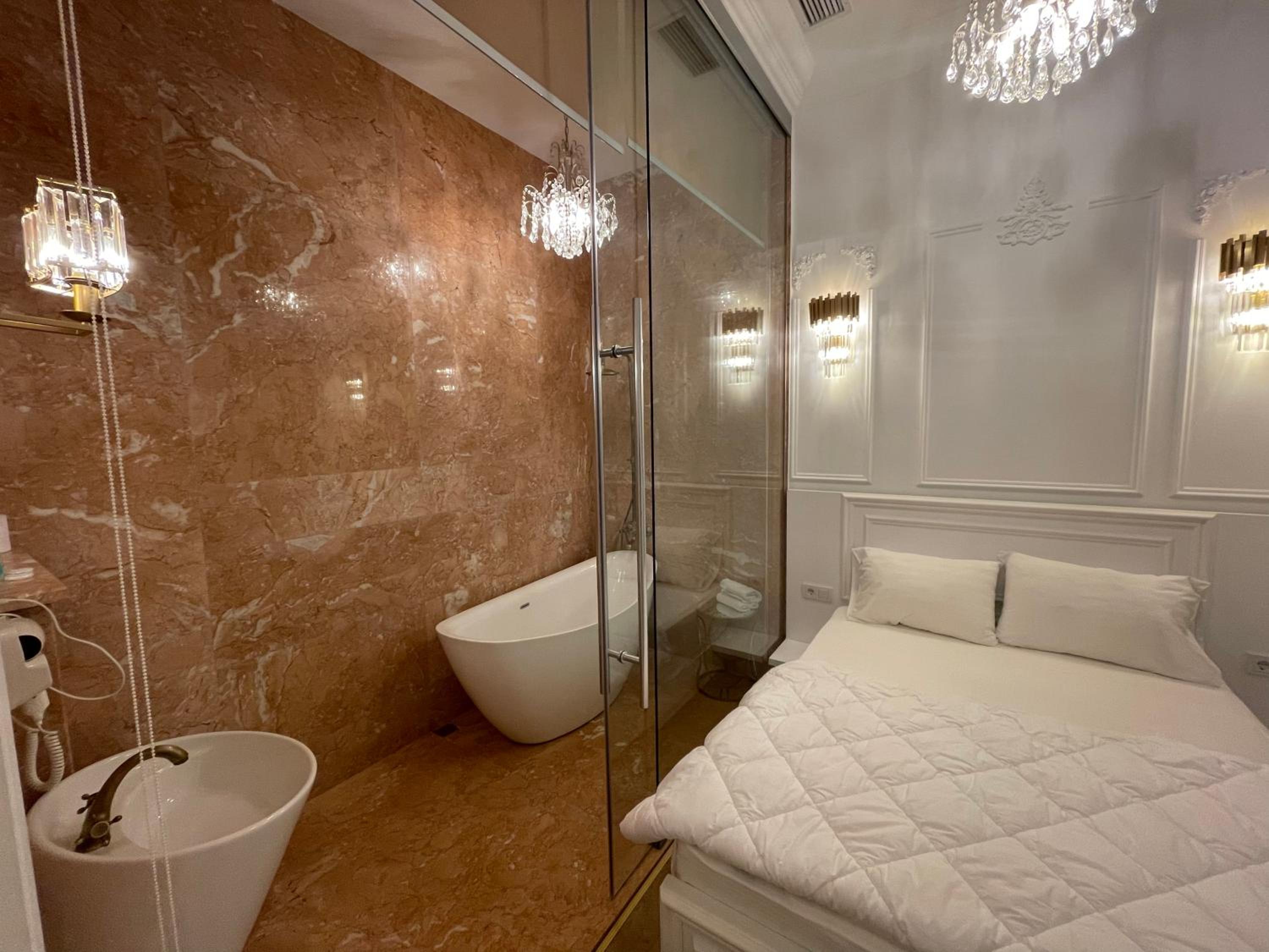 Two-Bedroom Suite - Photo 26