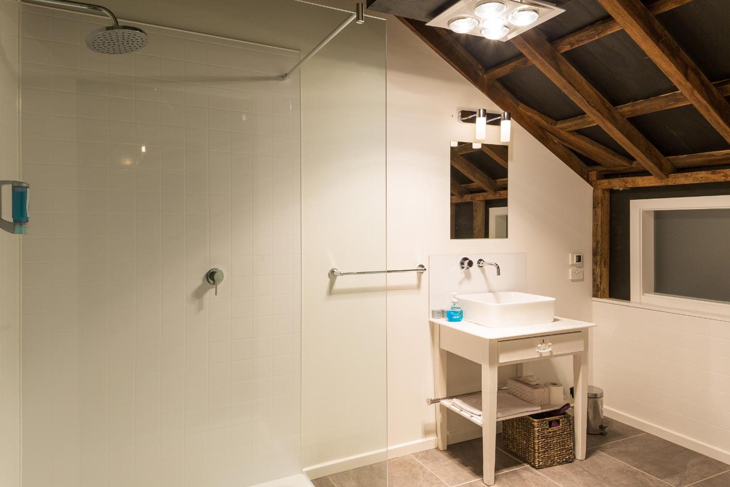 Suite with Spa Bath photo 3