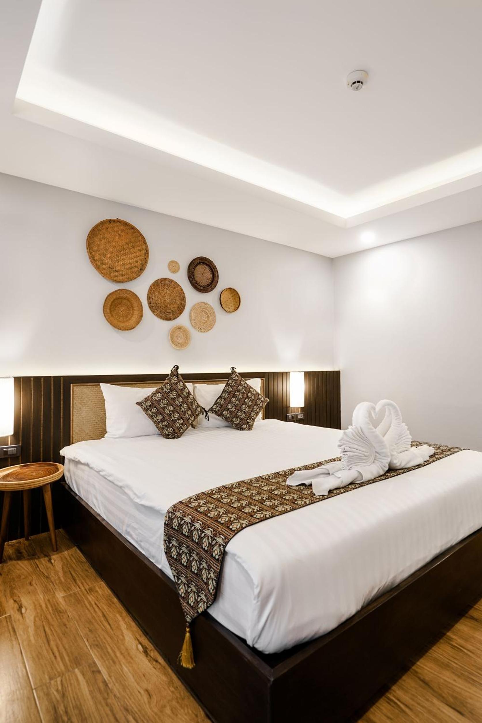 Deluxe Double Room - Photo 1