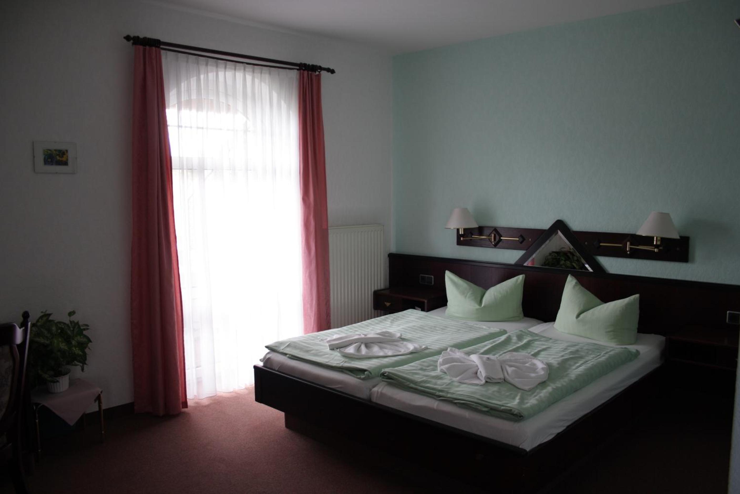 Standard Double Room - Photo 1