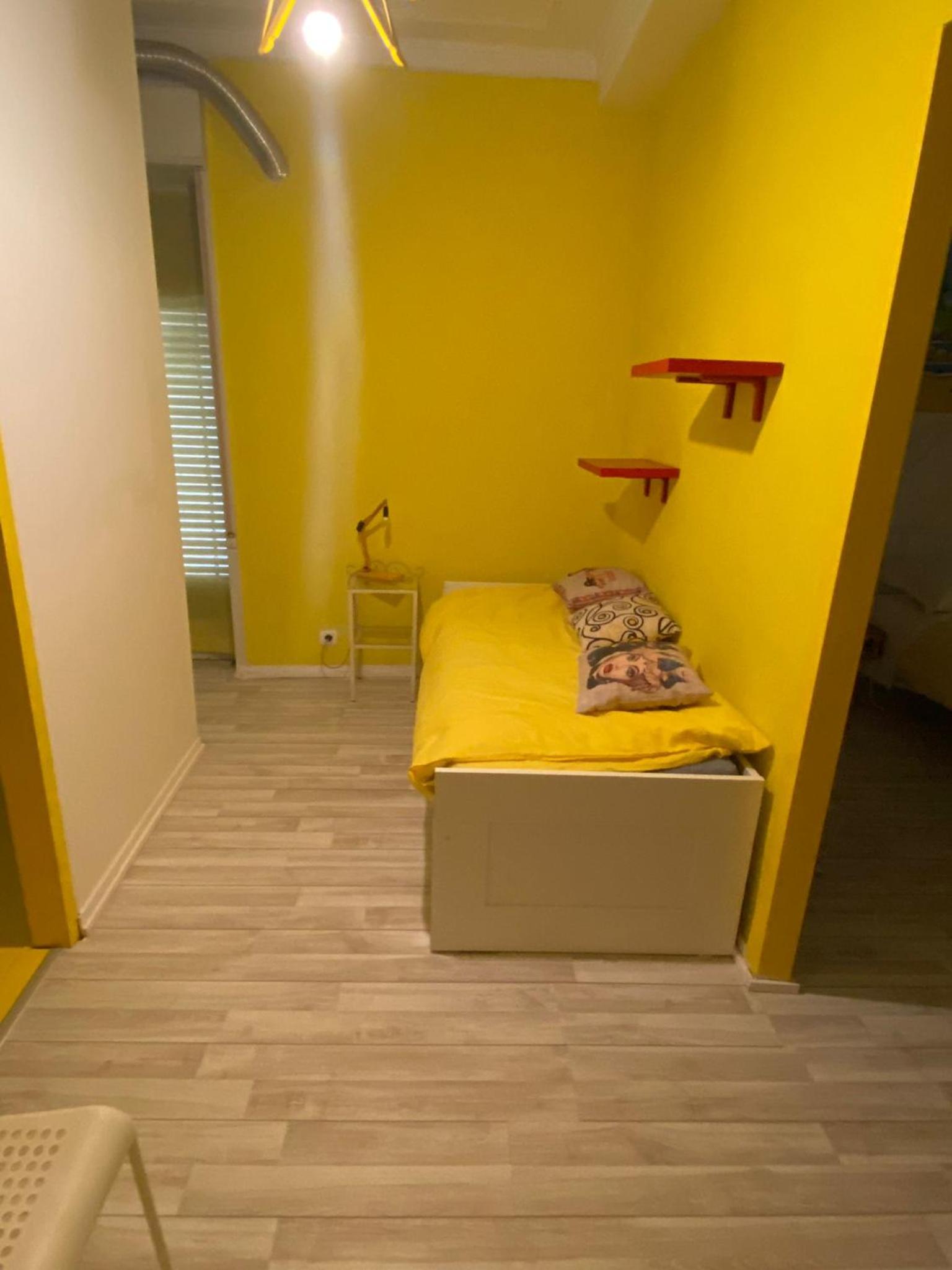 Comfort Triple Room with Shower - Photo 6