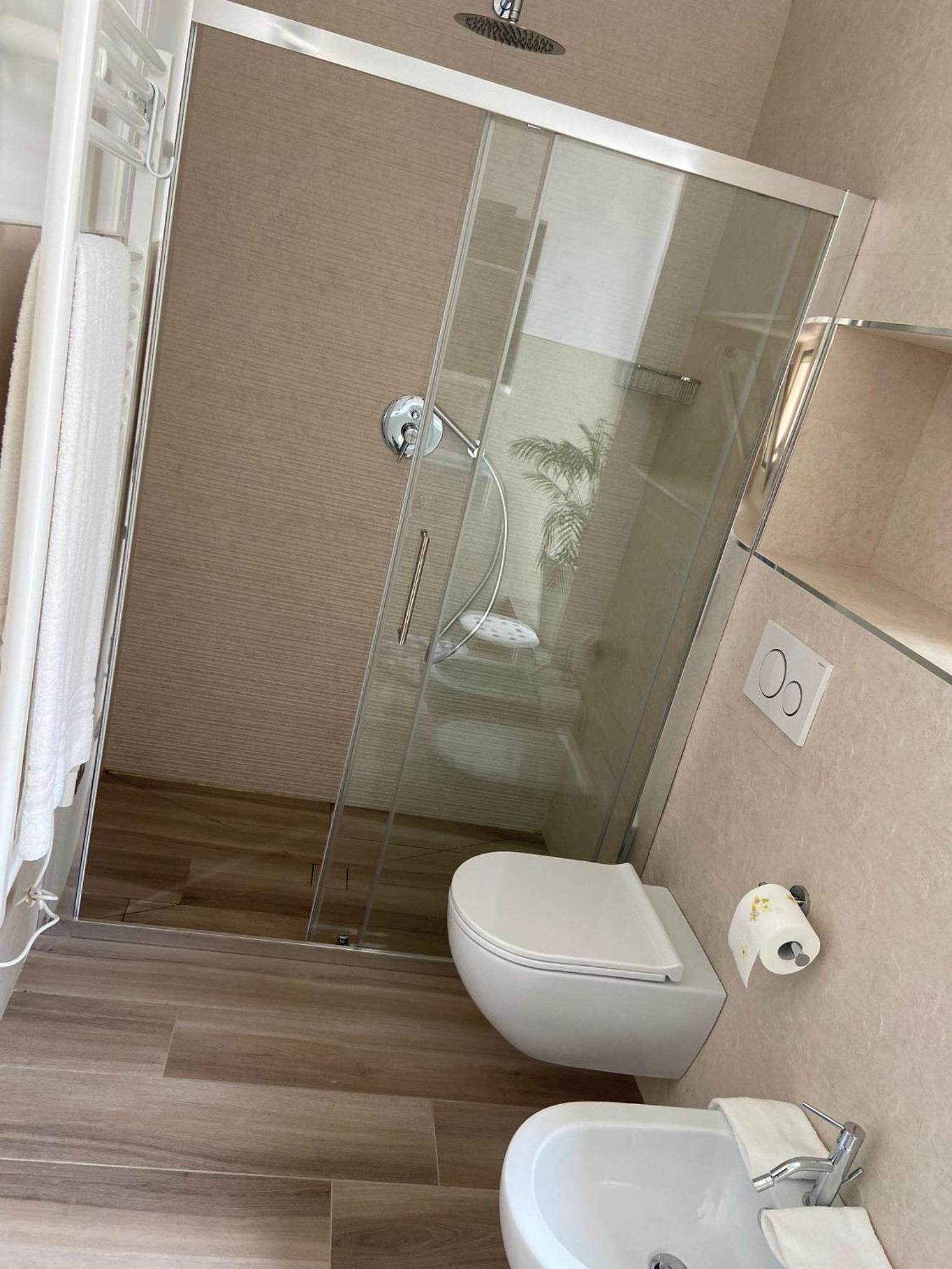 One-Bedroom Apartment (3 Adults) photo 2