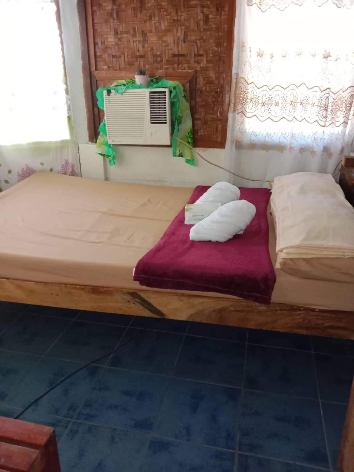 Economy Double Room - Photo 7