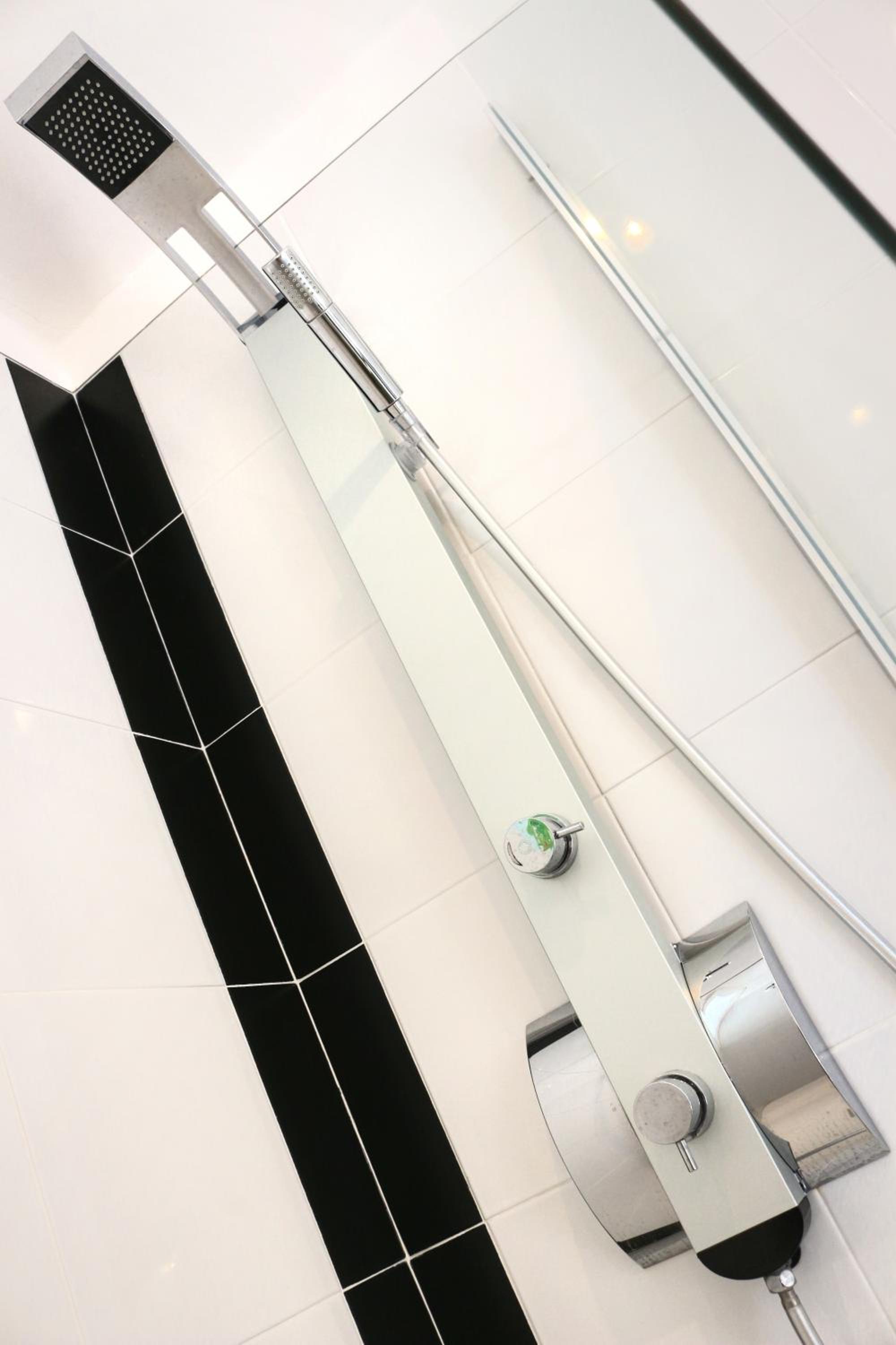 Apartment - Split Level - Photo 15