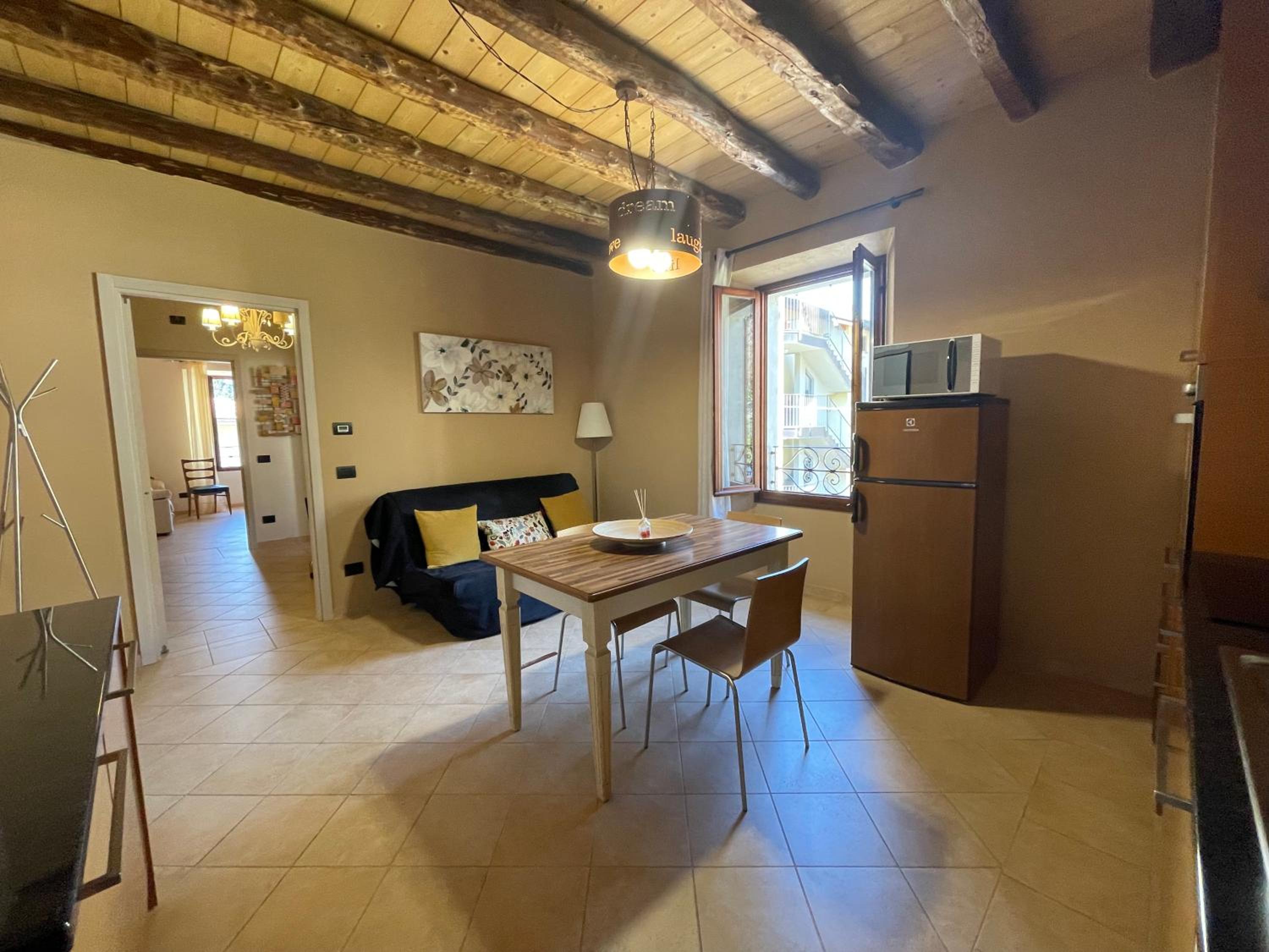 One-Bedroom Apartment photo 2