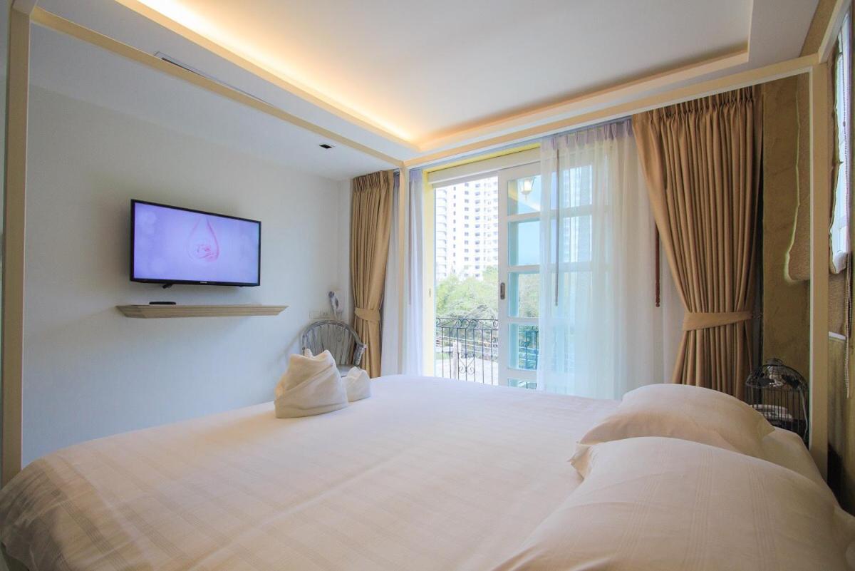 Deluxe Double Room with Sea View