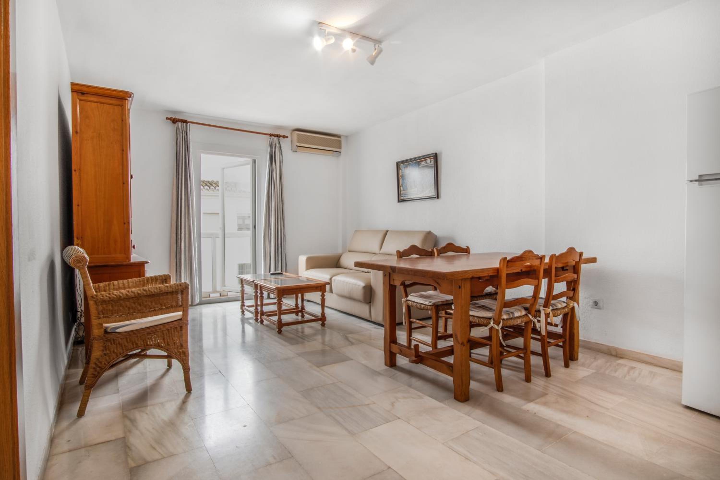 Apartment with Terrace photo 3