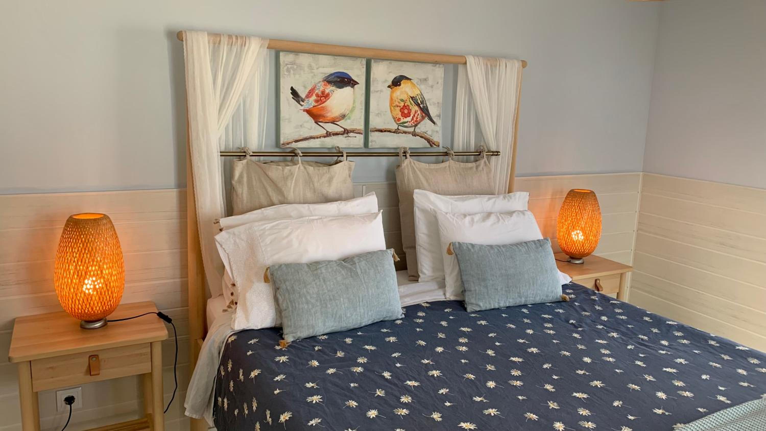 One-Bedroom House photo 1