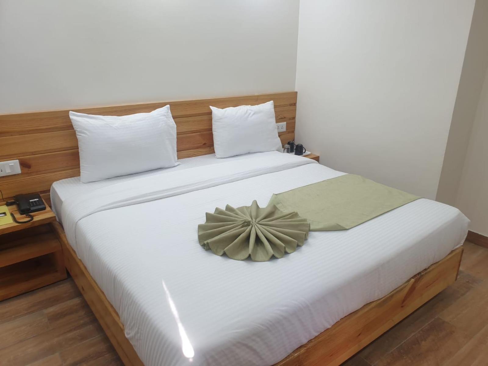 King Room with shared open terrace