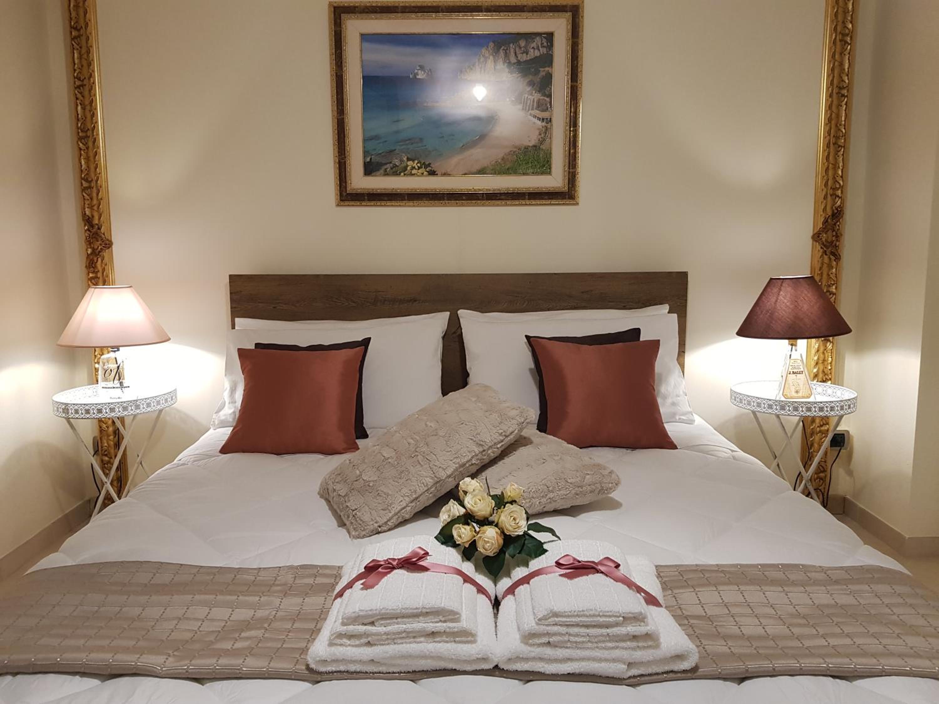 Superior Double Room with Internal Private Bathroom - Photo 26