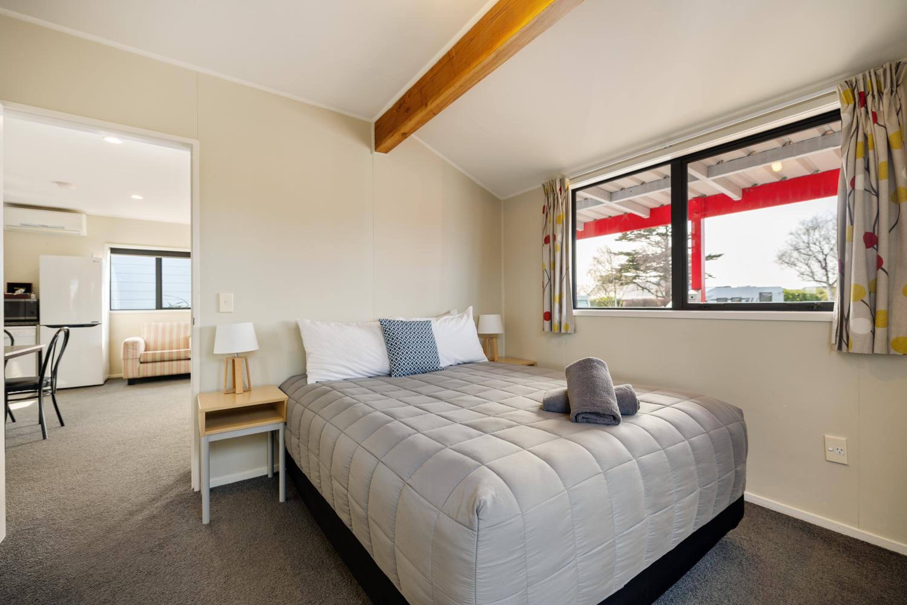Standard 2 Bedroom Unit - Sleeps 6