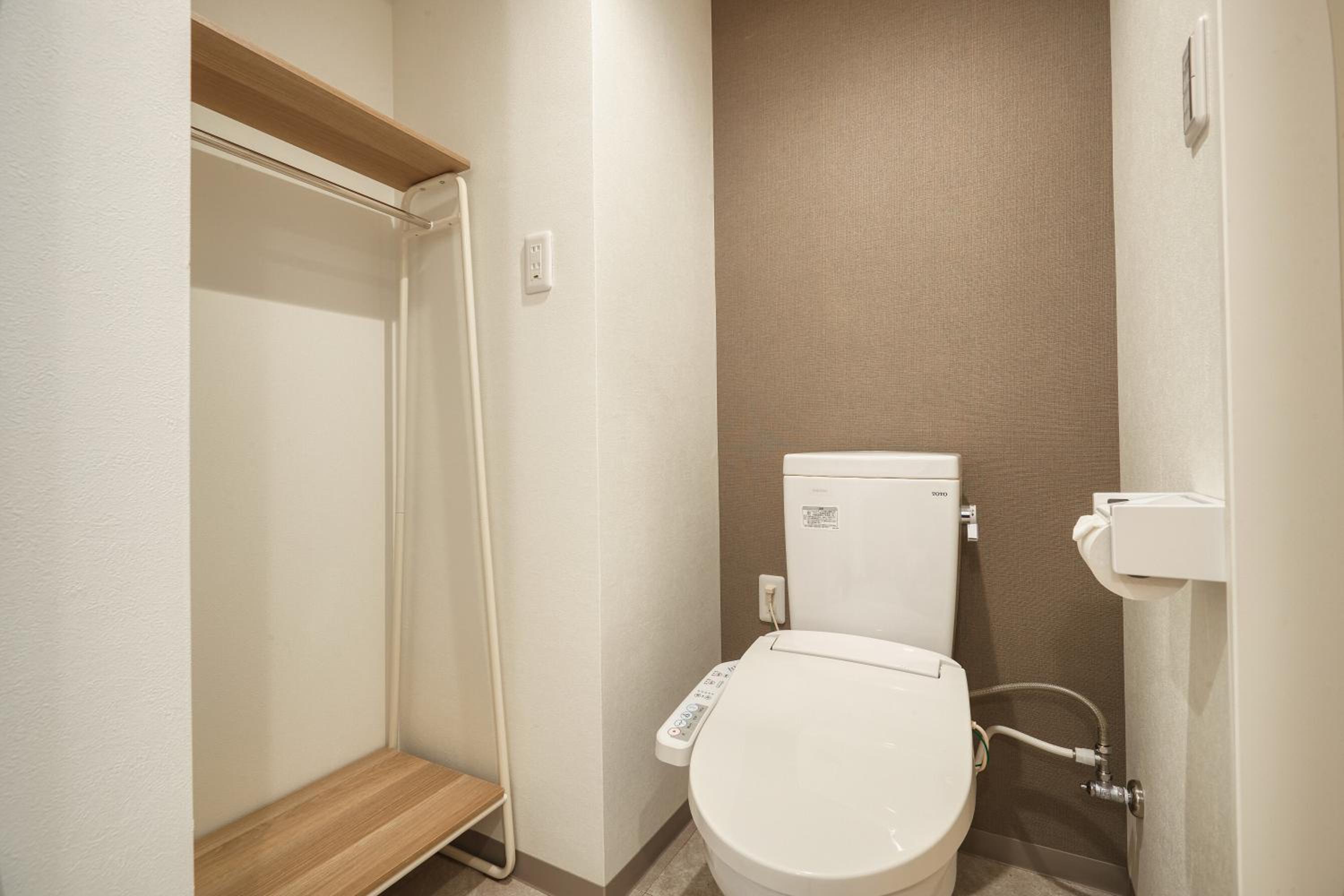 Twin Room - Photo 3