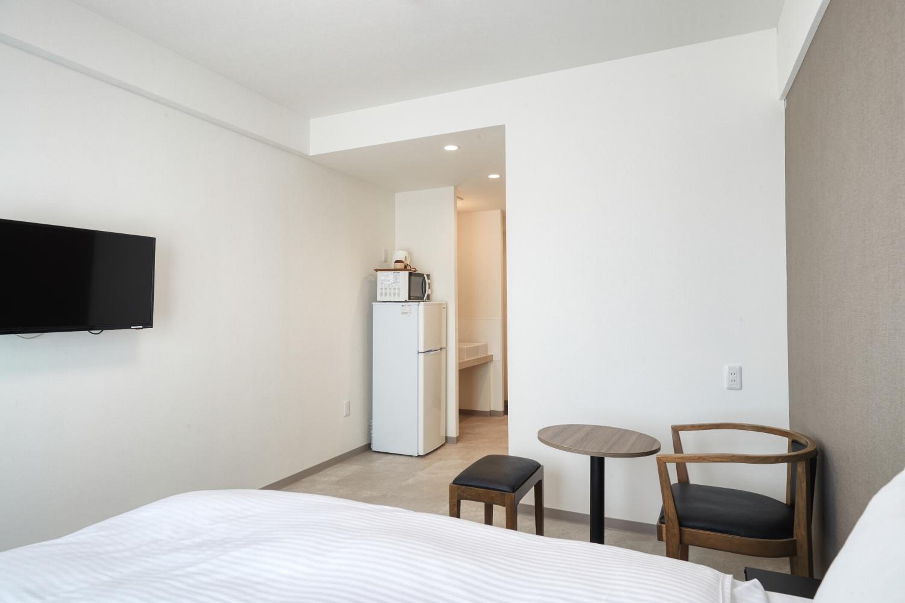 Double Room - Photo 9