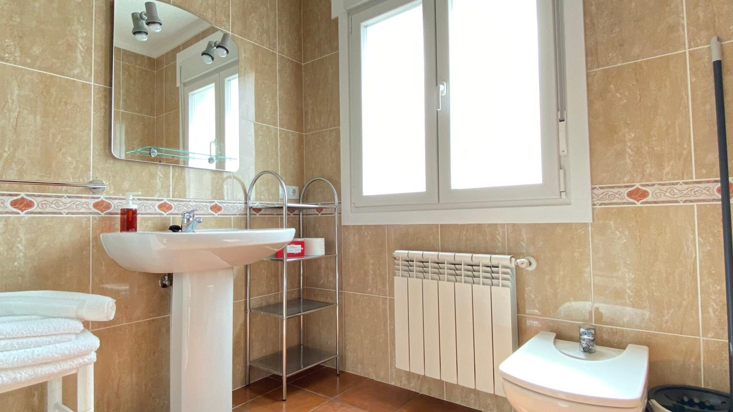 Studio Apartment - Photo 9