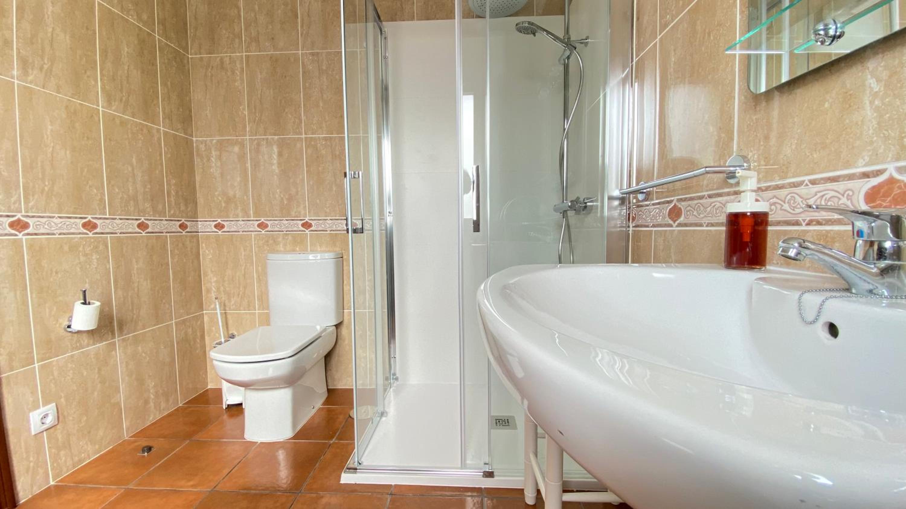 Studio Apartment - Photo 10