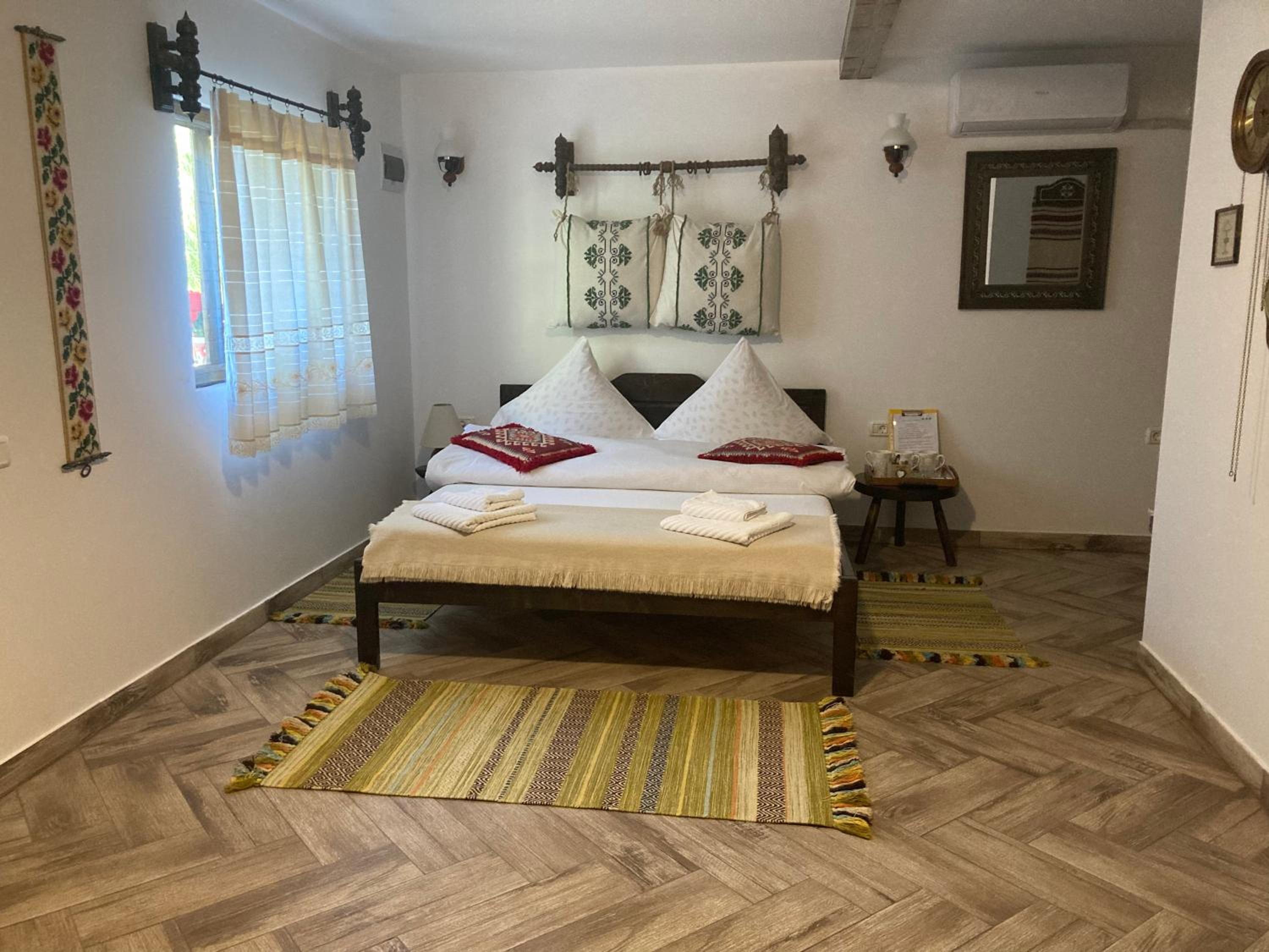 Triple Room with Private Bathroom